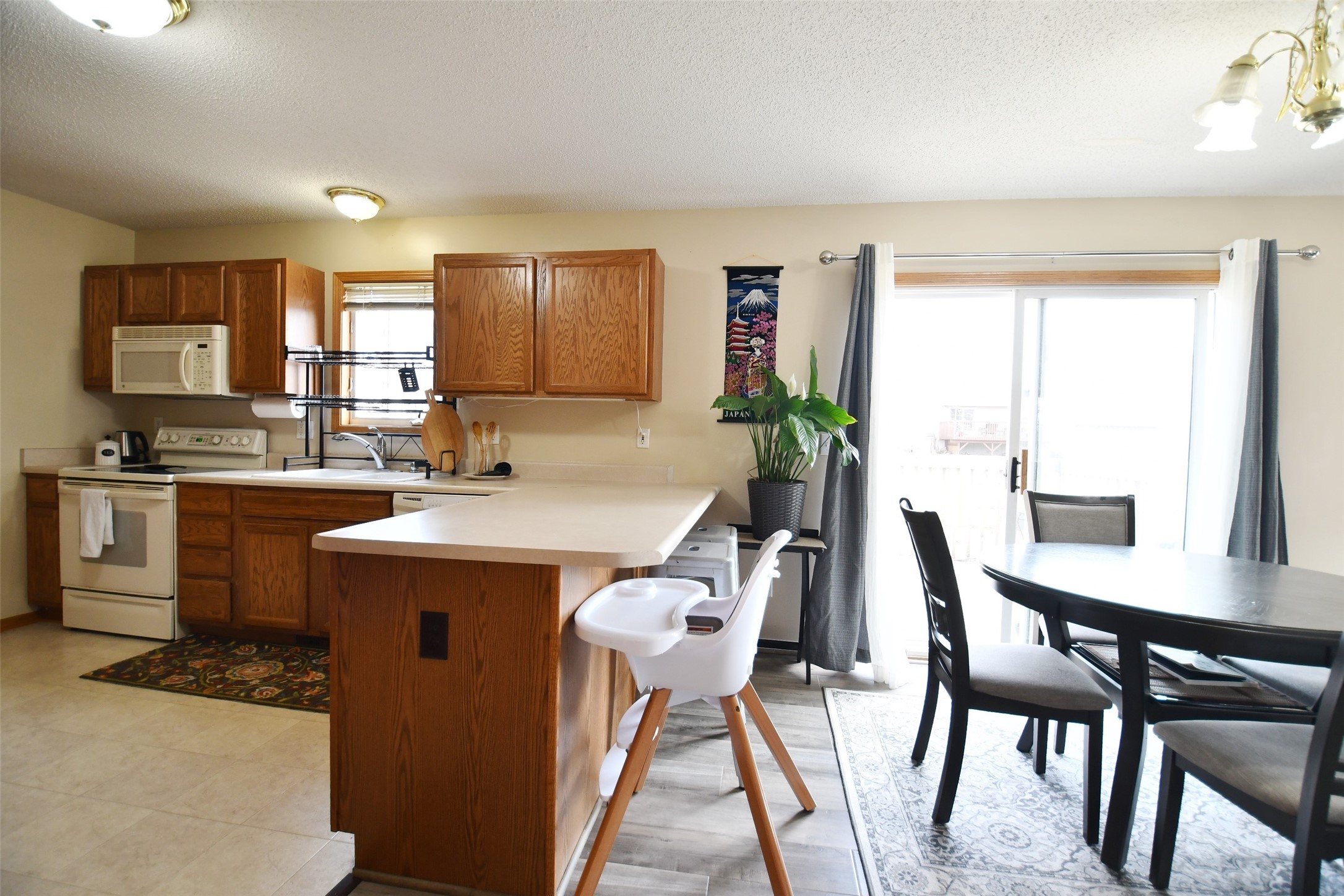 3123 SE Honeysuckle Court, Ankeny, Iowa image 3