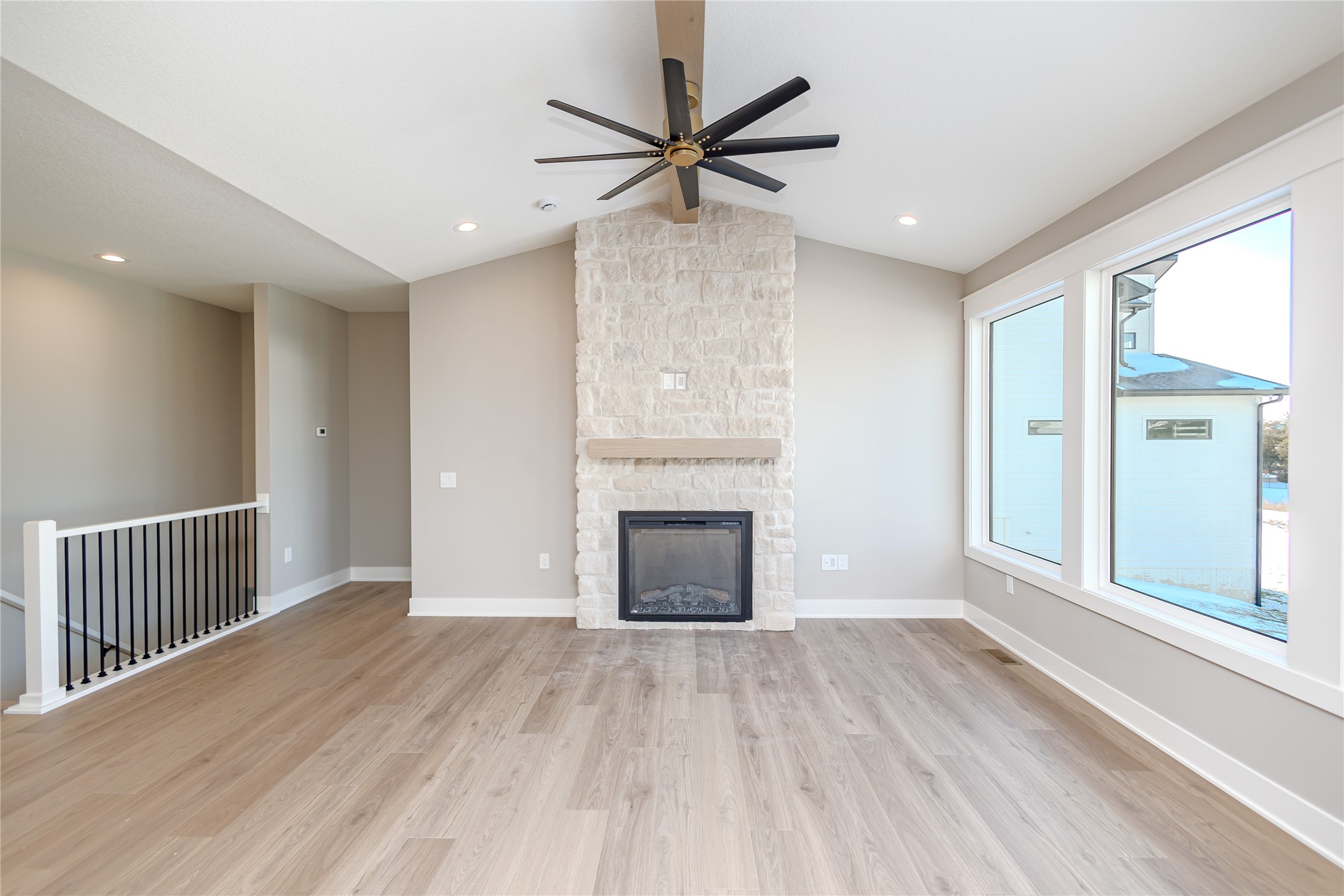 347 S Cedar Ridge Cove