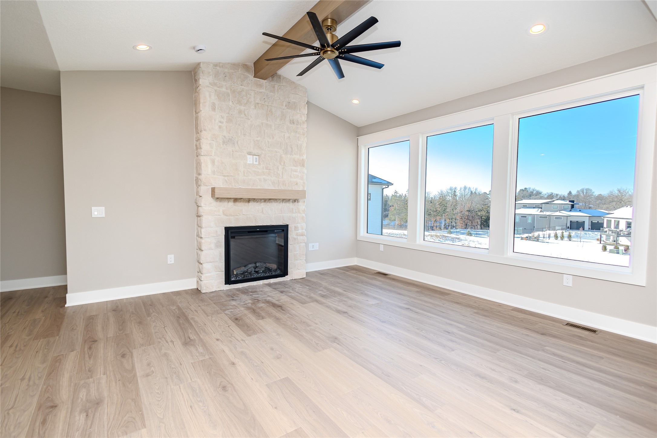 347 S Cedar Ridge Cove