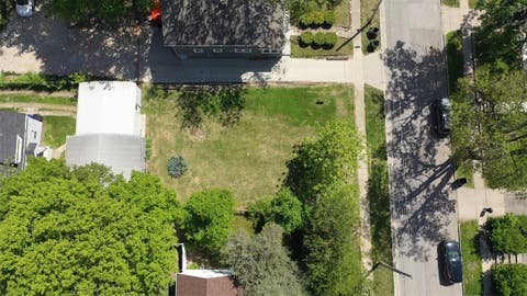 Vacant Land For Sale - 909 24th Street<br/> Des Moines, IA 50312
