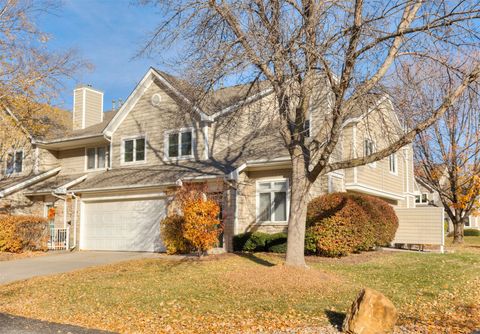 811 Burr Oaks Drive 301 West Des Moines IA 50266