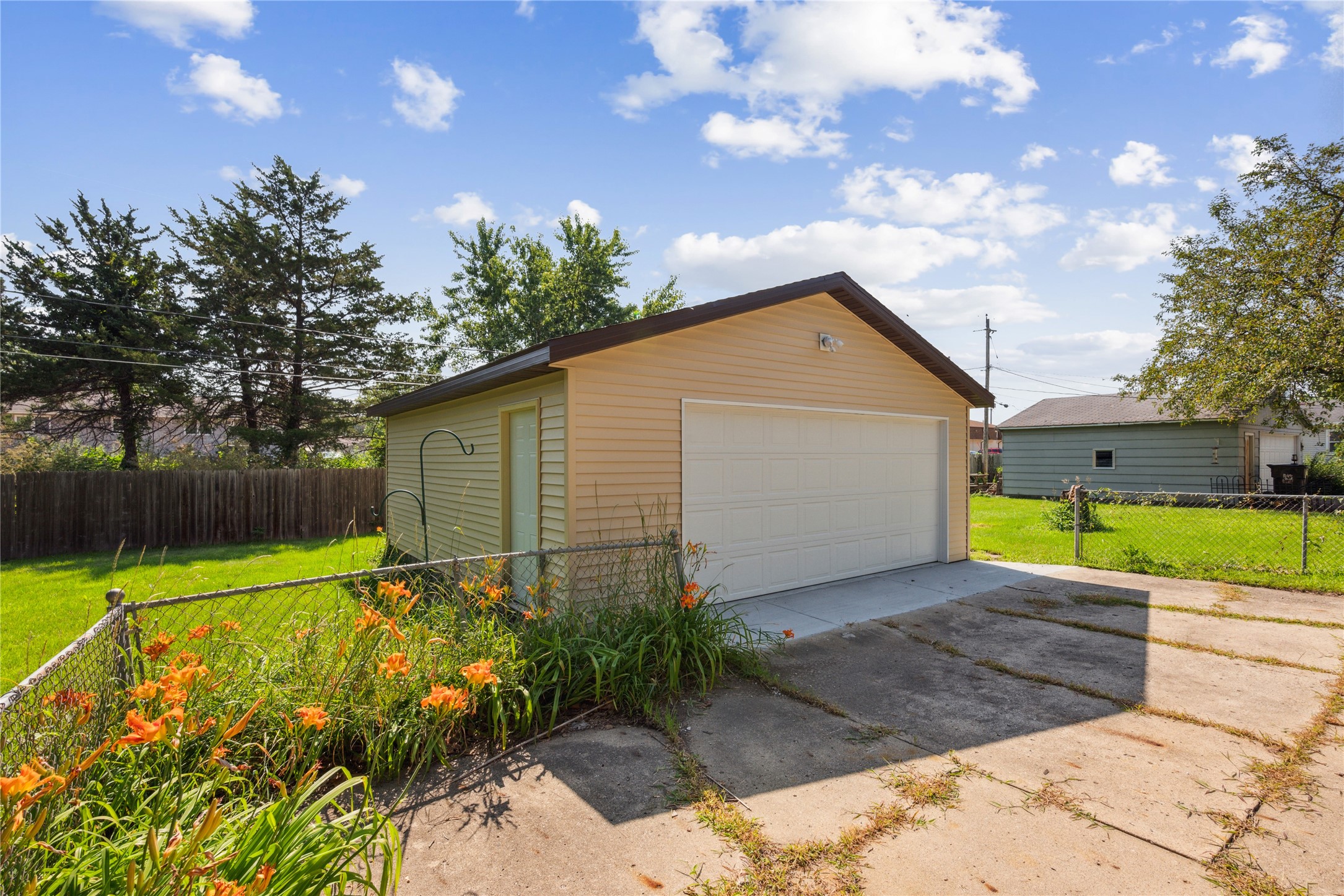 301 NW Arlan Drive, Ankeny, Iowa image 4