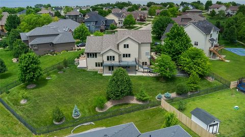 Single Family Residence in Urbandale IA 15938 Hammontree Drive.jpg