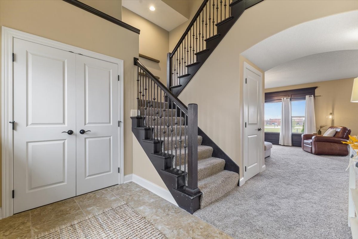 1015 NW Reinhart Drive