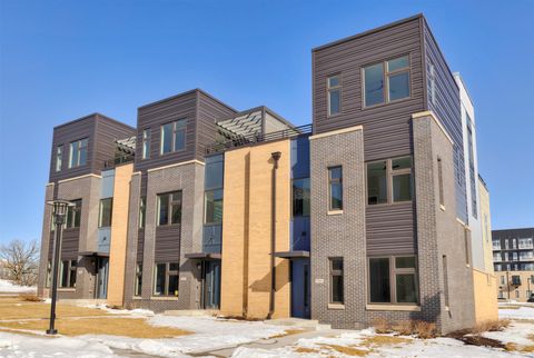 822 E 2nd Street Des Moines IA 50309