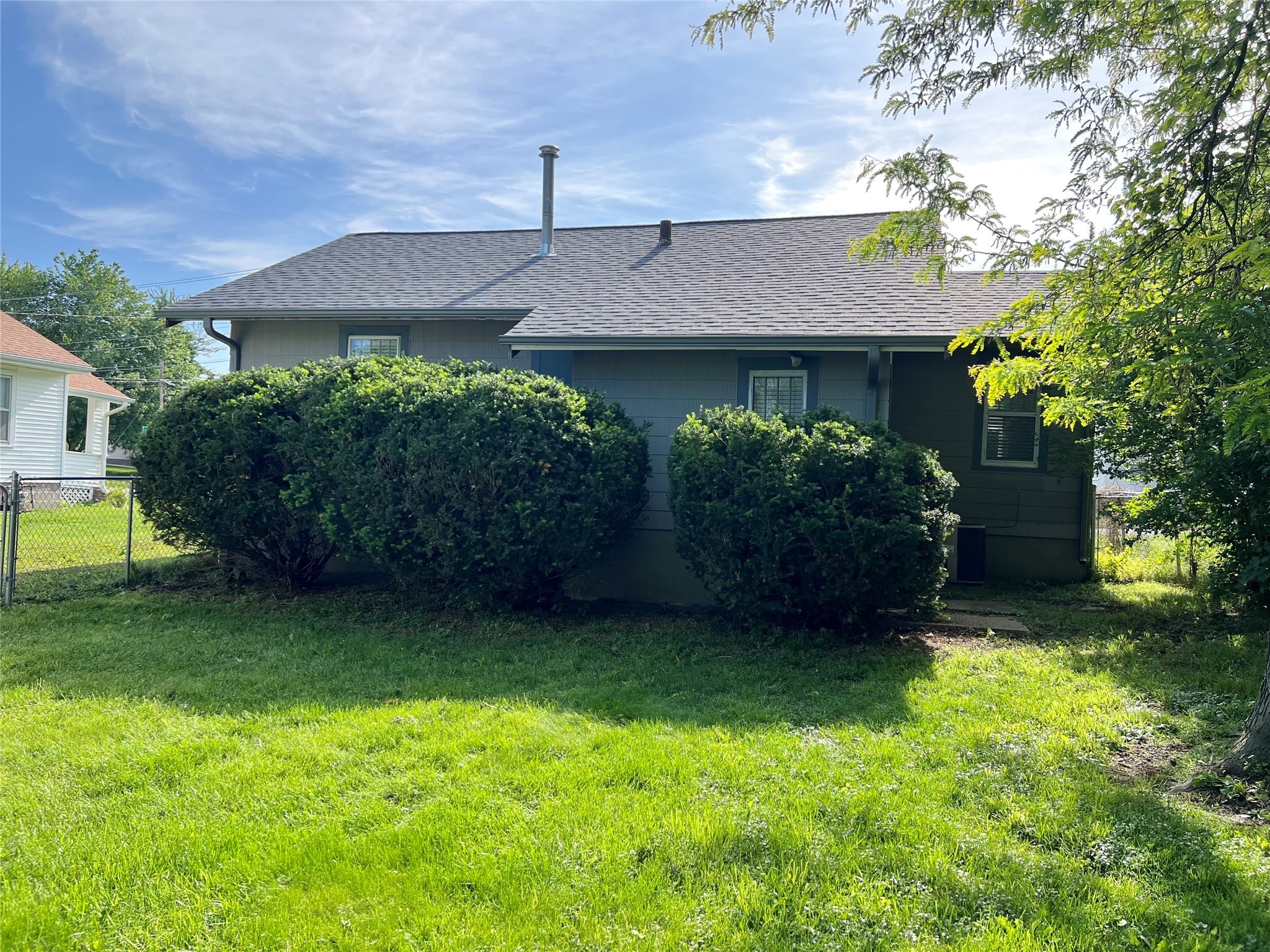 311 W 8th Street, Newton, Iowa image 17