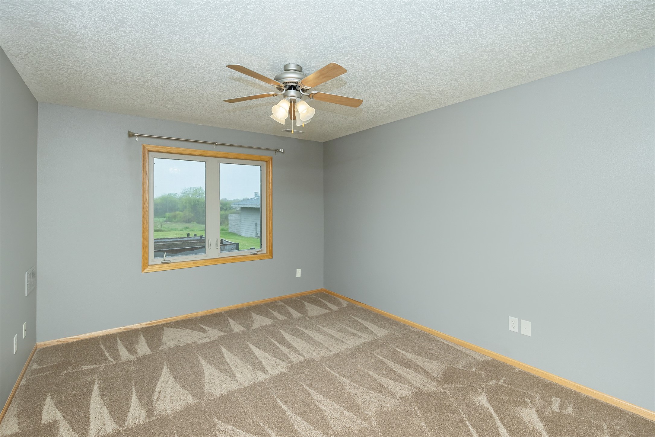 109 S 19th Court, Indianola, Iowa image 21