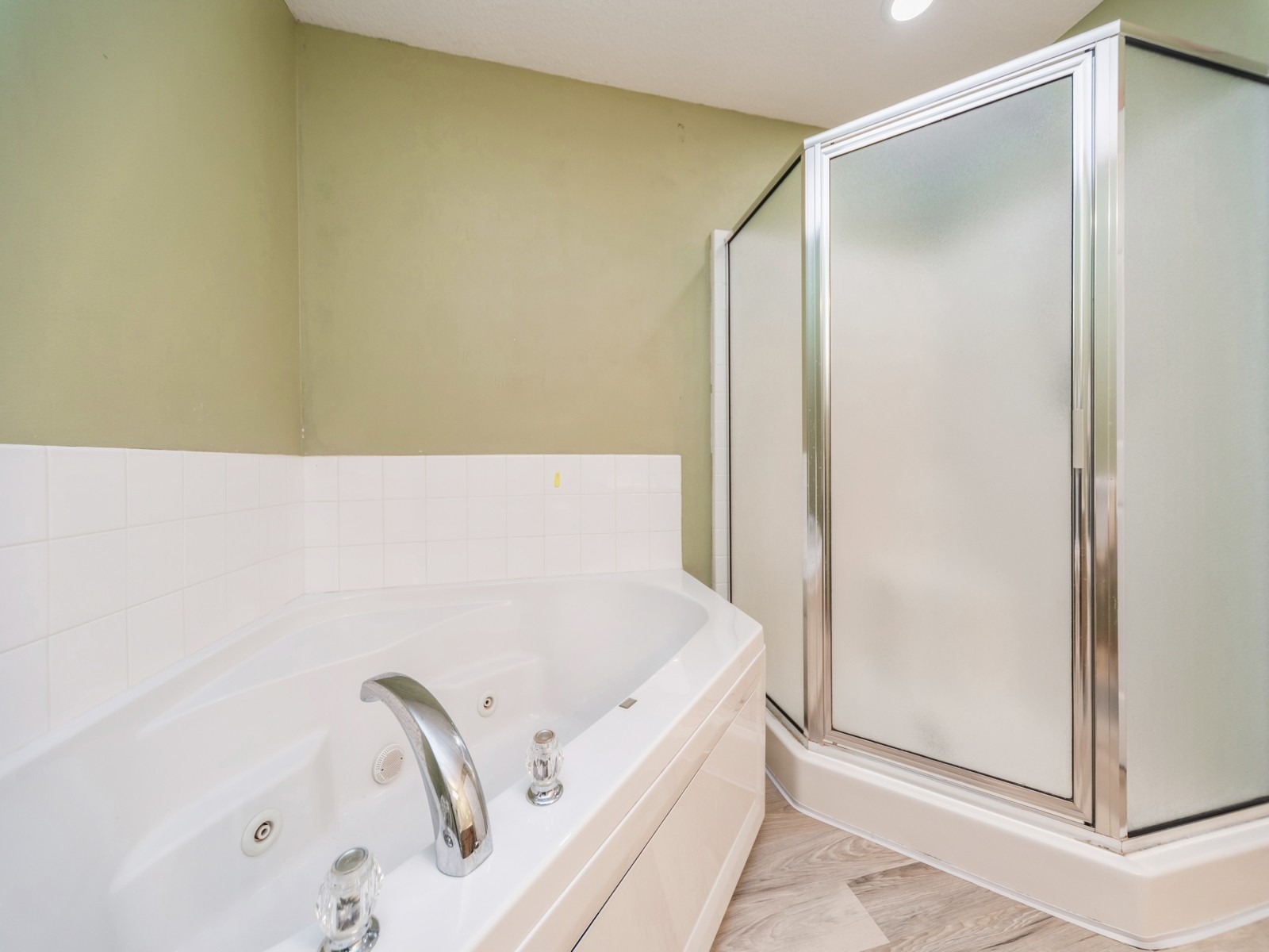 601 Orchard Hills Drive #1002, Norwalk, Iowa image 16