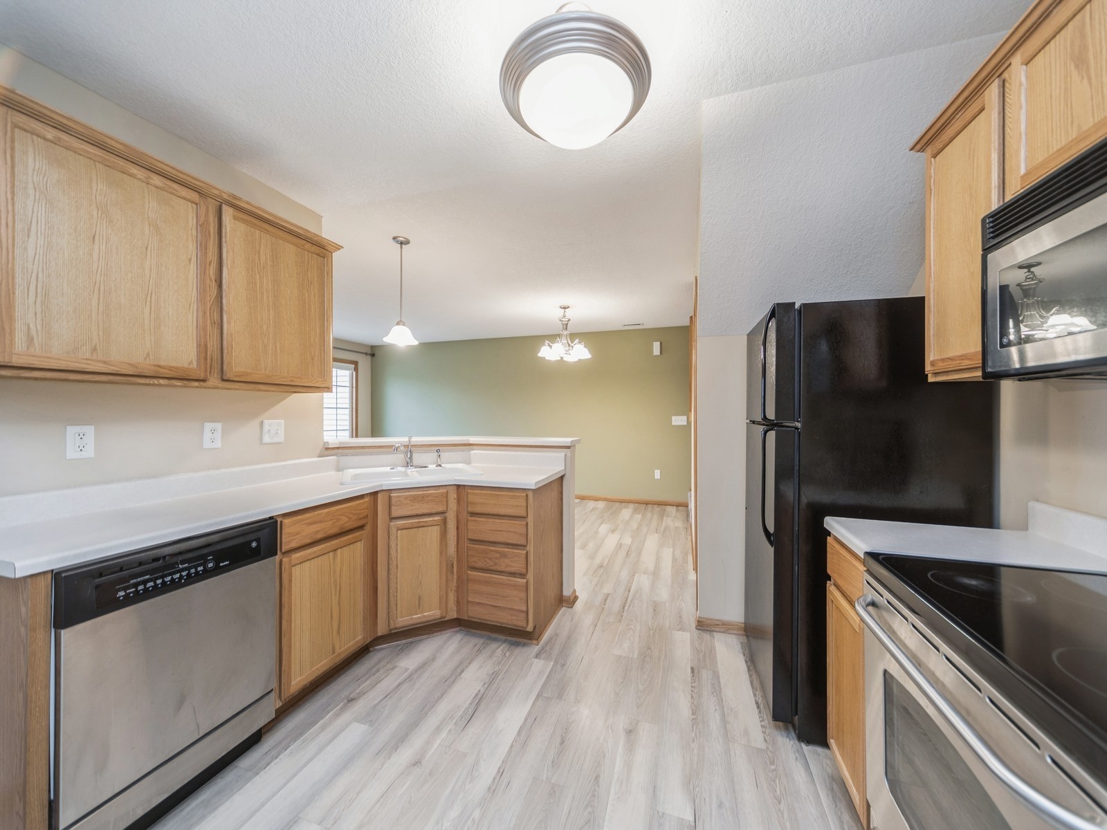 601 Orchard Hills Drive #1002, Norwalk, Iowa image 7