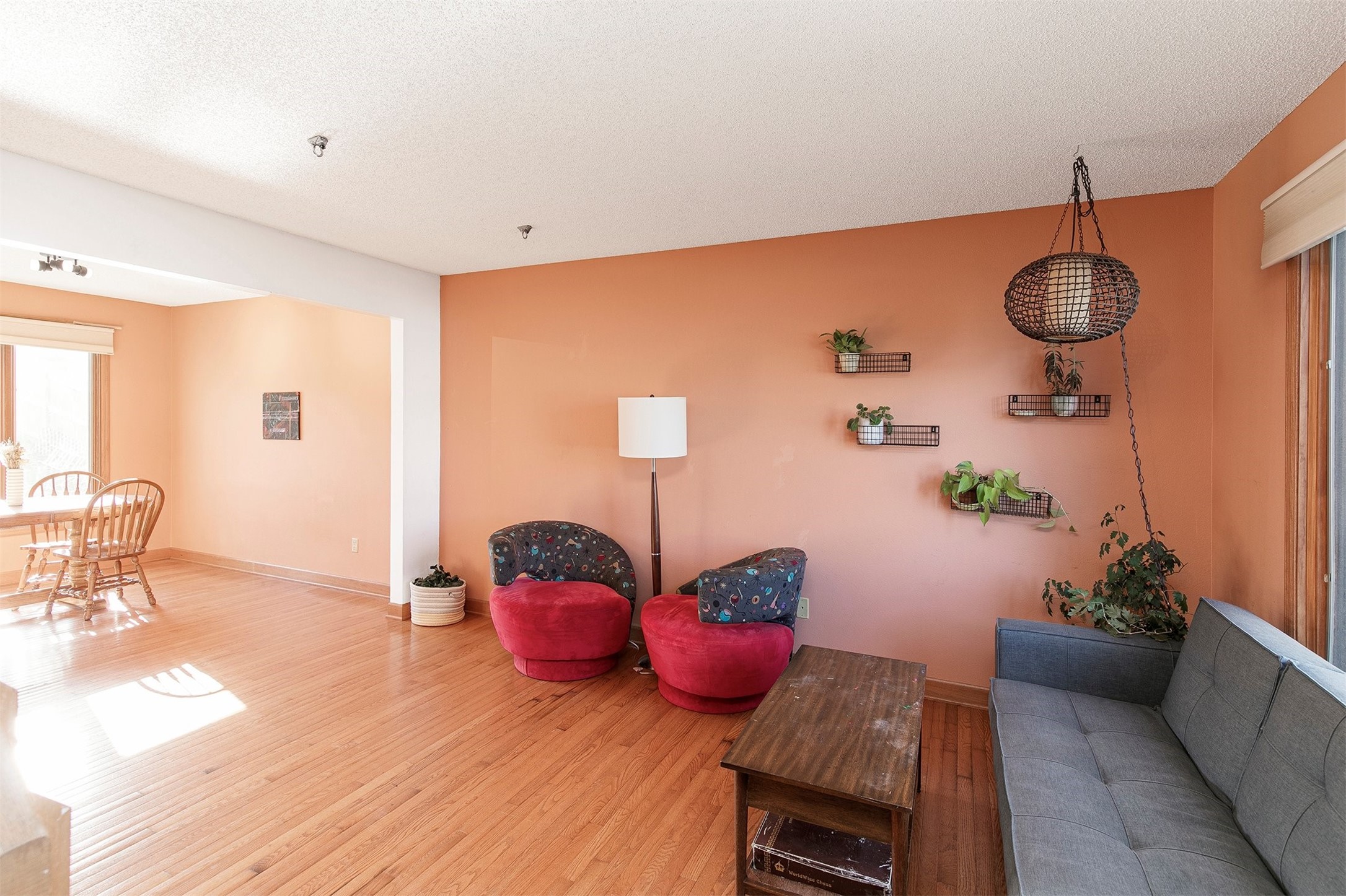 9330 Lakewood Circle, Norwalk, Iowa image 3