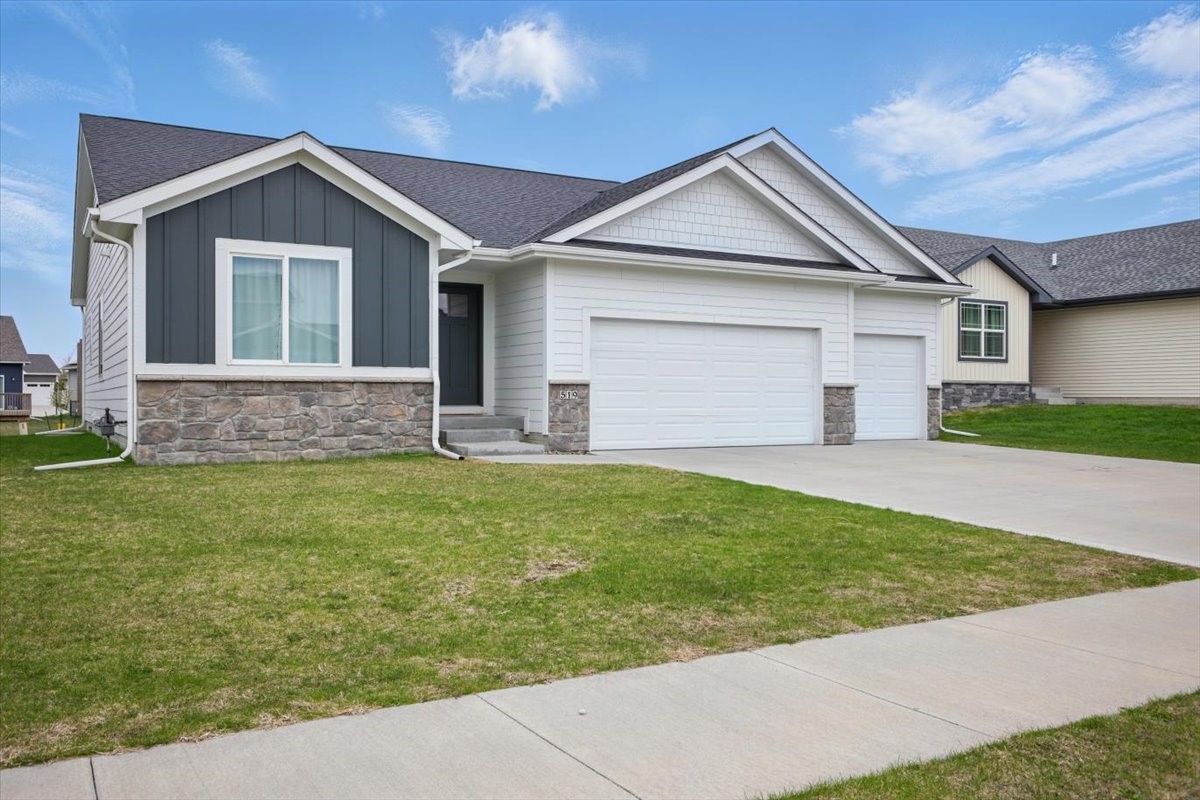 519 Alpha Street, Bondurant, Iowa image 2