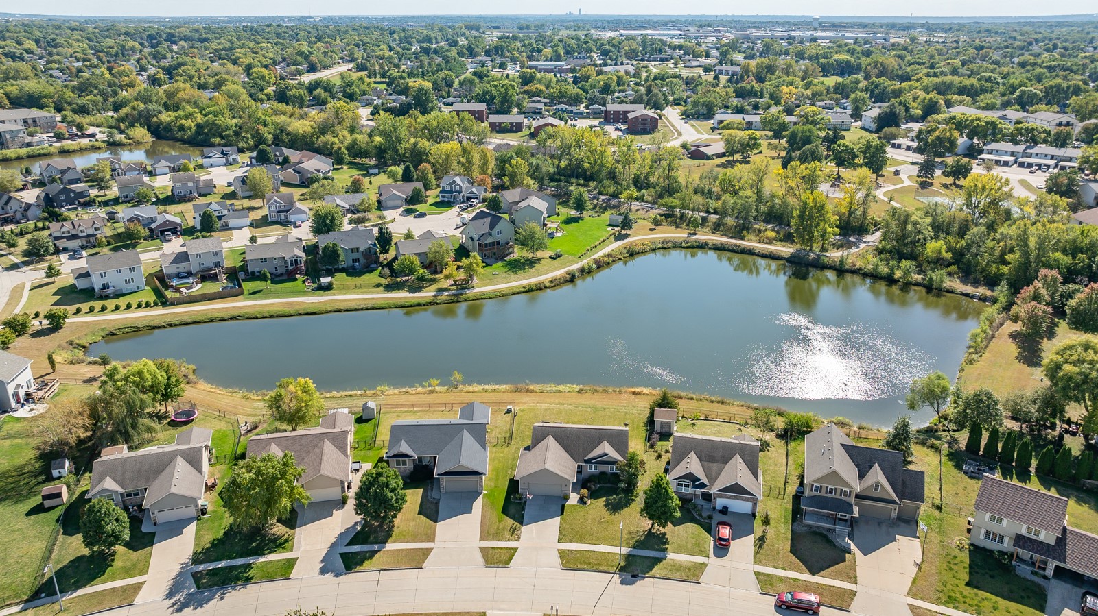 1919 NW Lakeside Drive