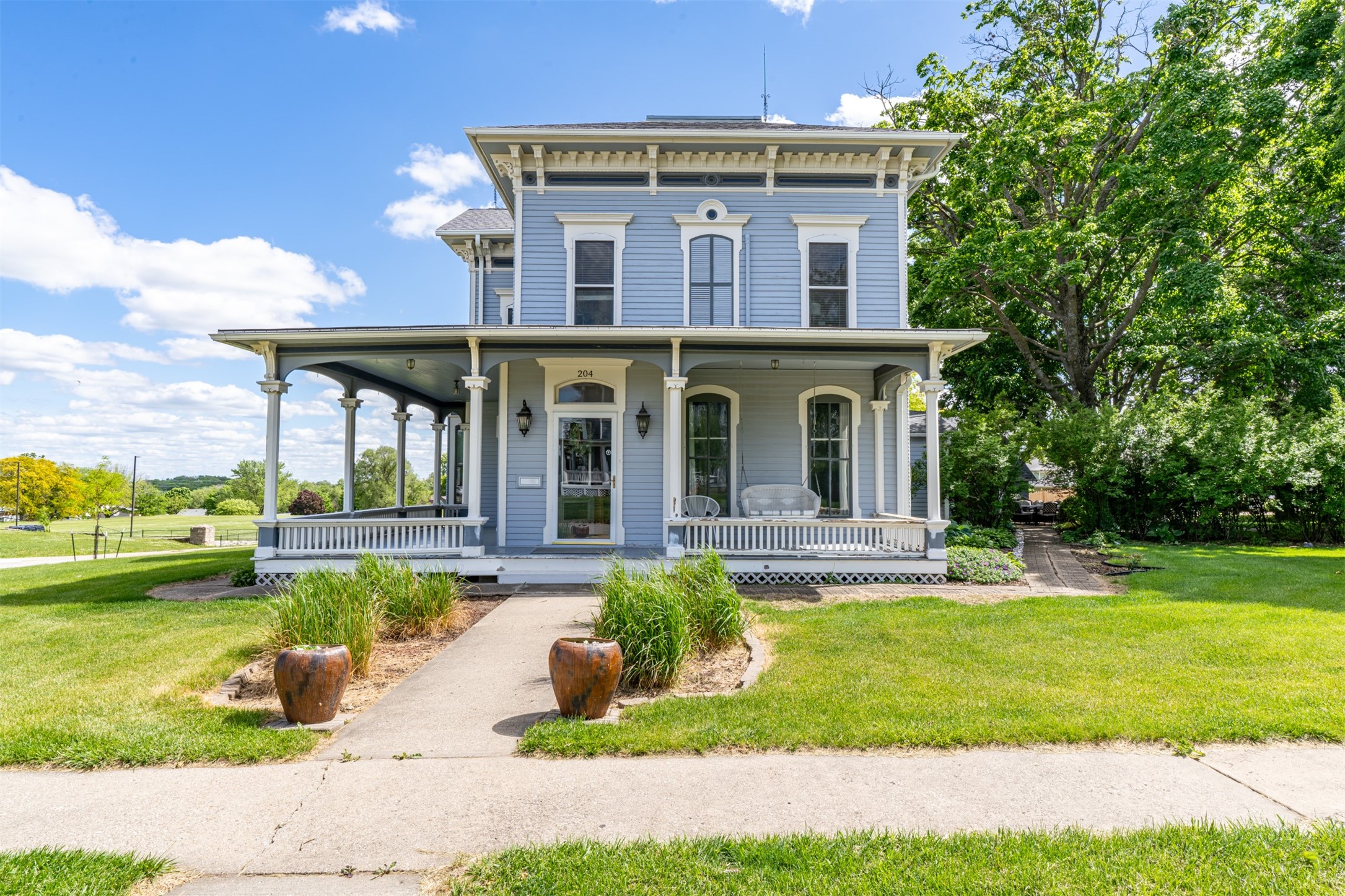 204 W Washington Street, Winterset, Iowa image 2