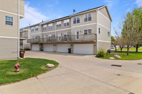 Condo For Sale - 1305 S G Avenue<br/> Nevada, IA 50201