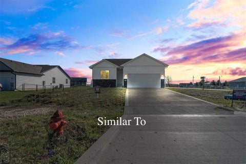 Homes For Sale - 1611 Stuart Court<br/> Guthrie County, Stuart, IA 50250