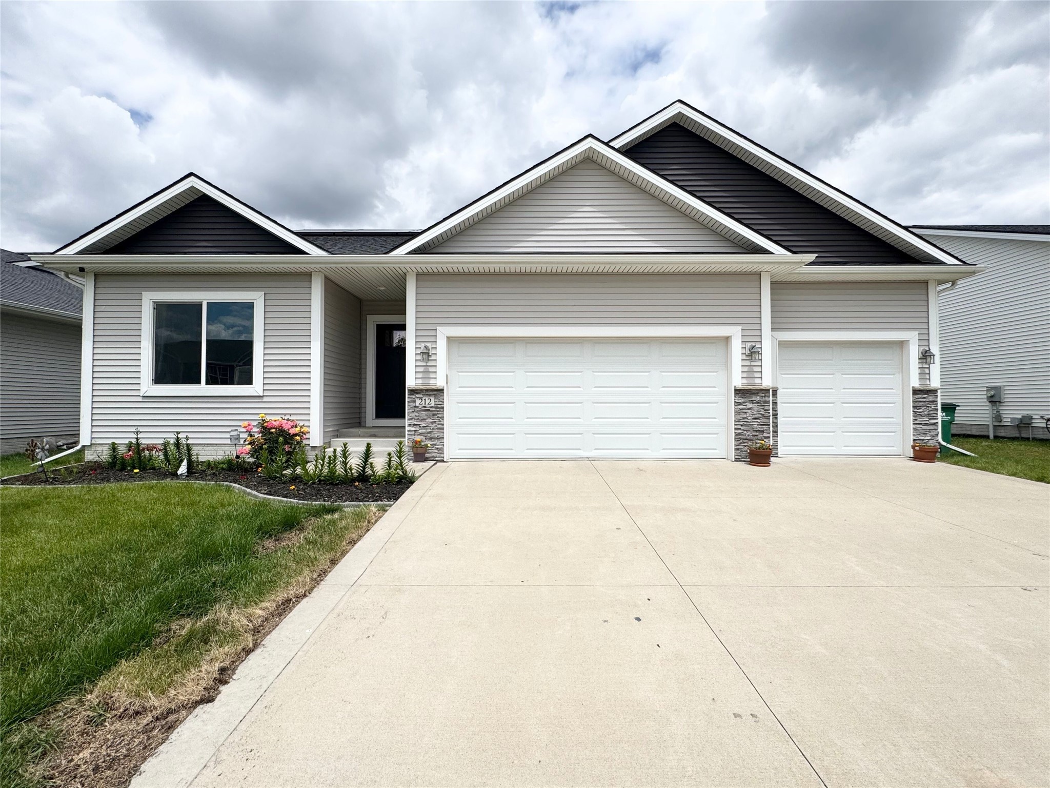 212 6th Street, Bondurant, Iowa image 1