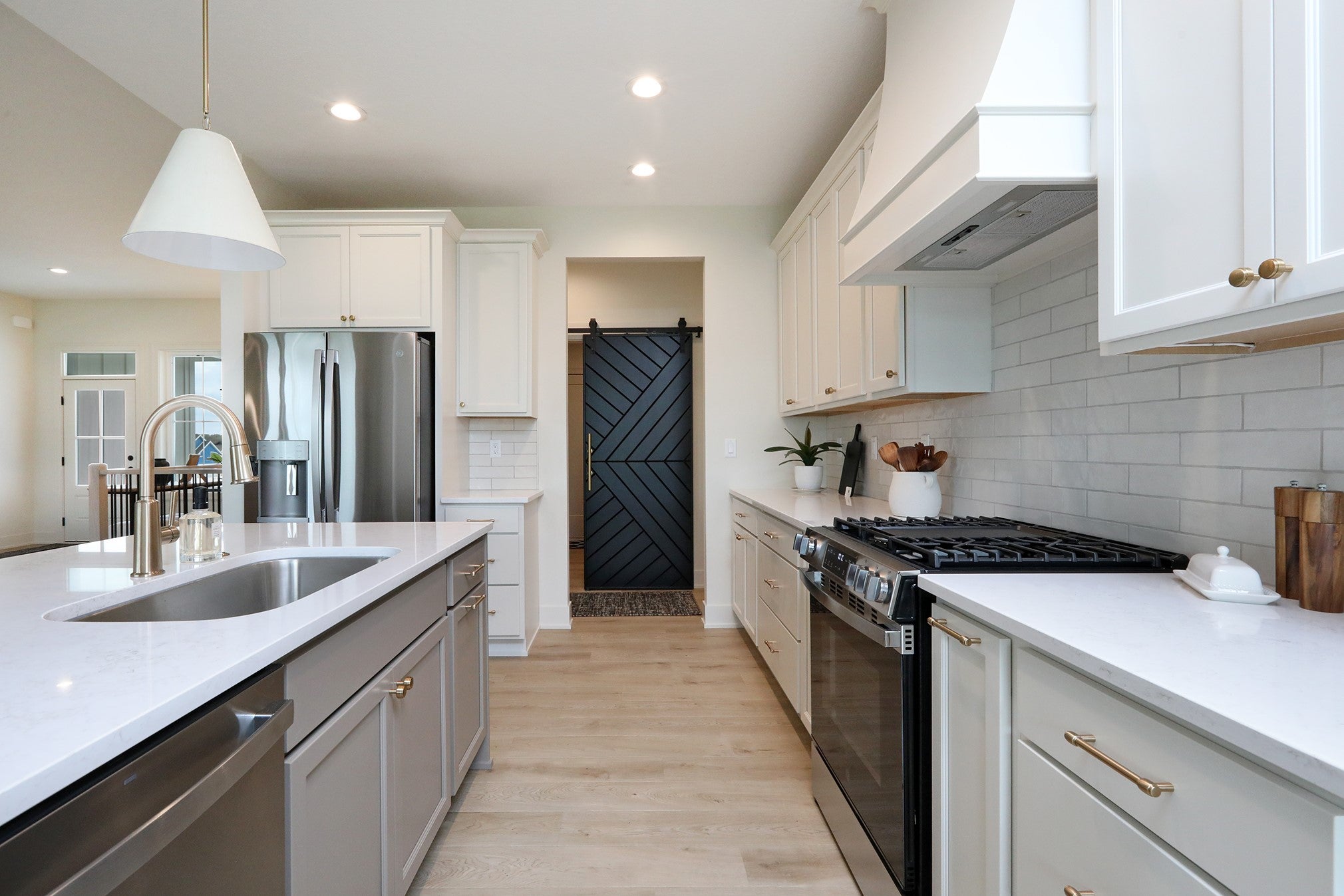 2257 Green Leaf Circle