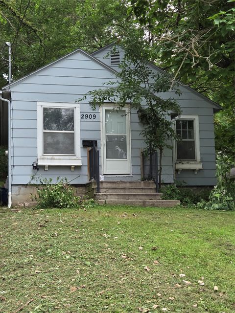 Homes For Sale - 2909 1st Street<br/> Des Moines, IA 50313