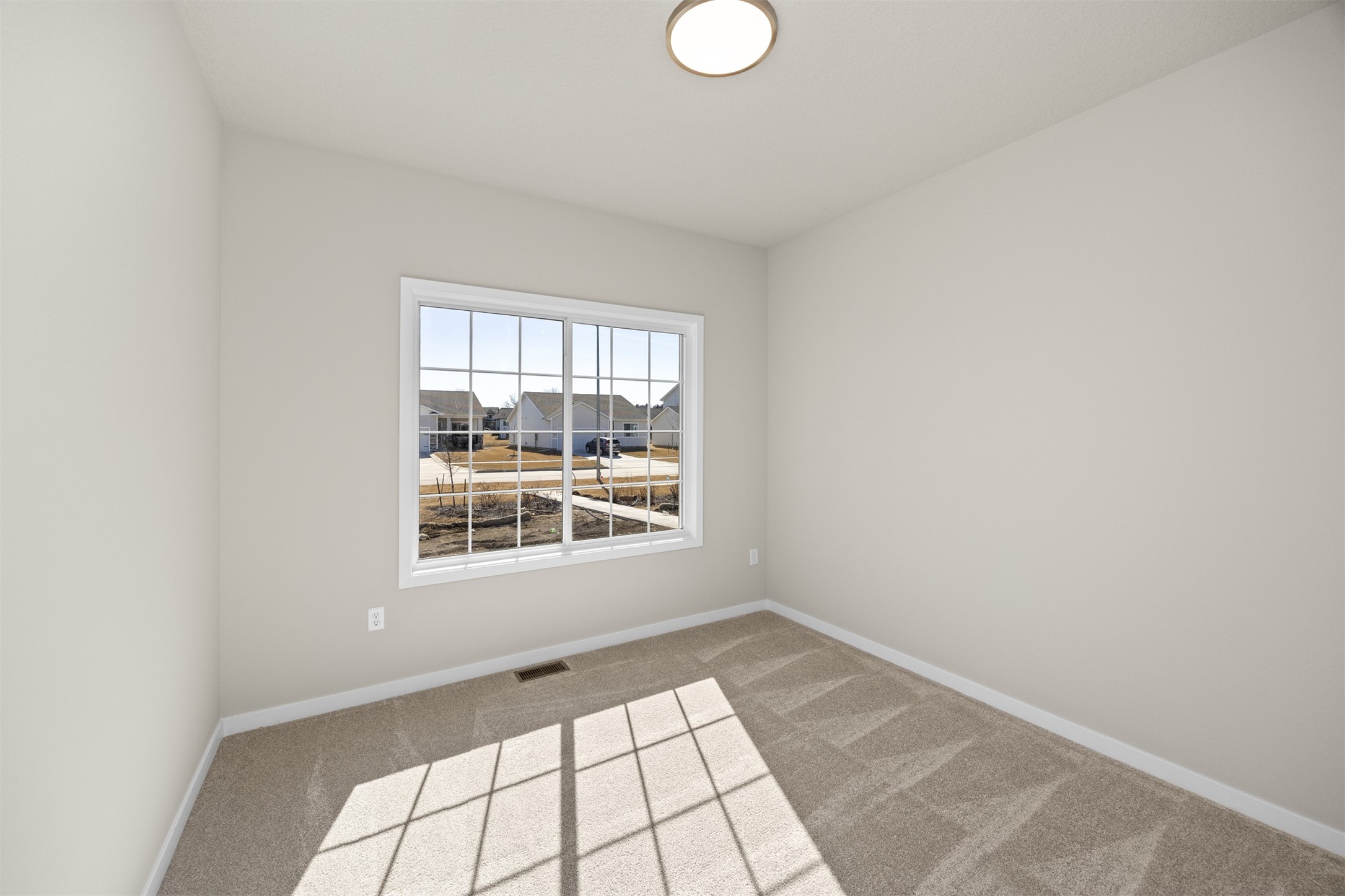 9772 Regatta Lane, Johnston, Iowa image 21