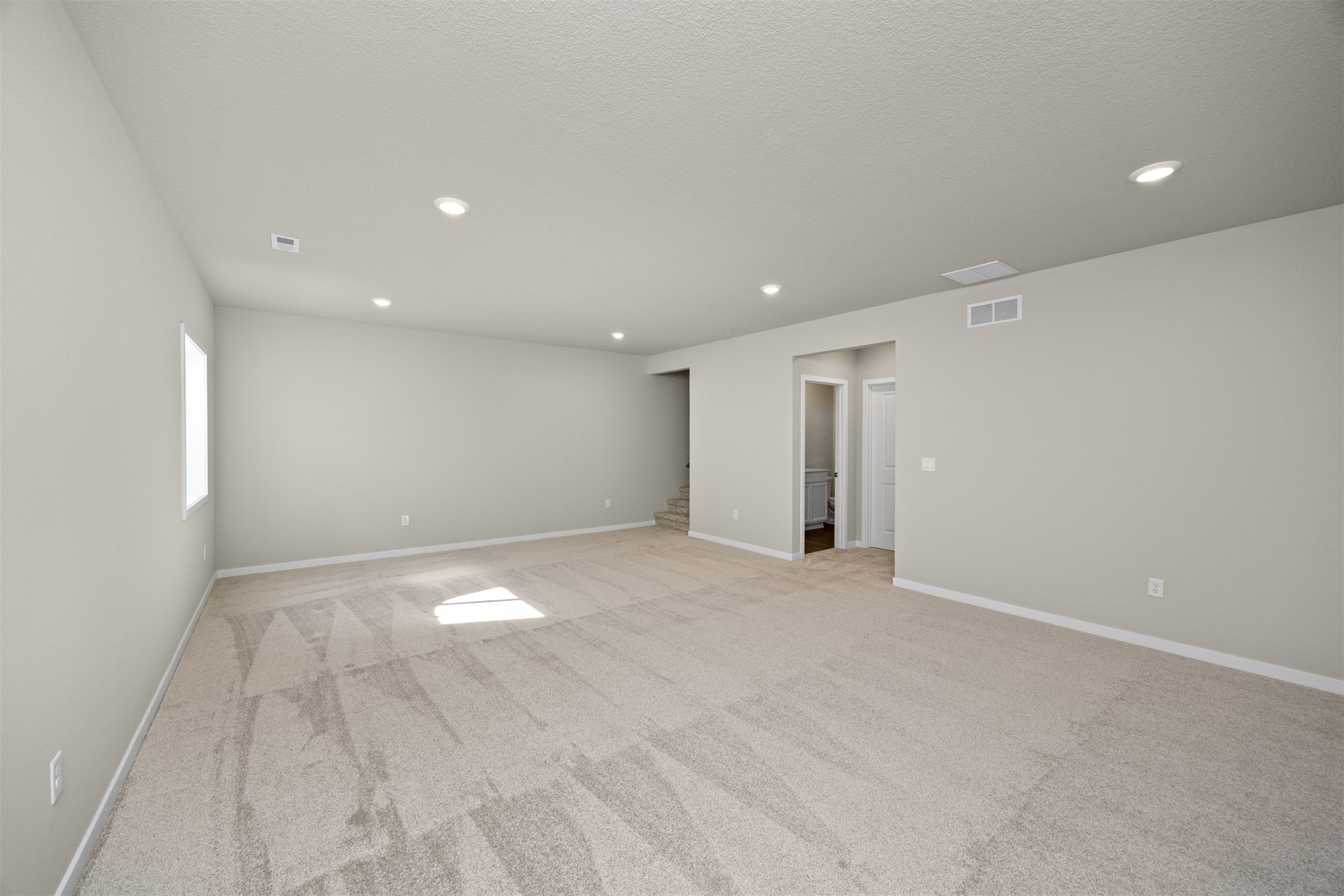 9772 Regatta Lane, Johnston, Iowa image 30