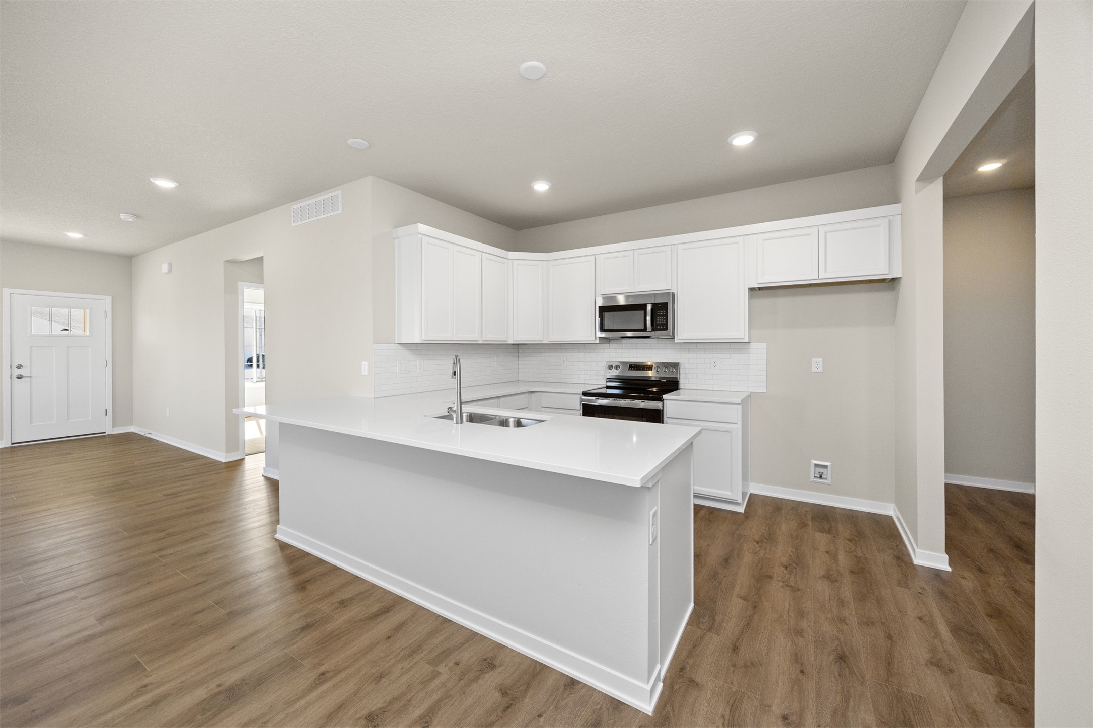 9772 Regatta Lane, Johnston, Iowa image 12