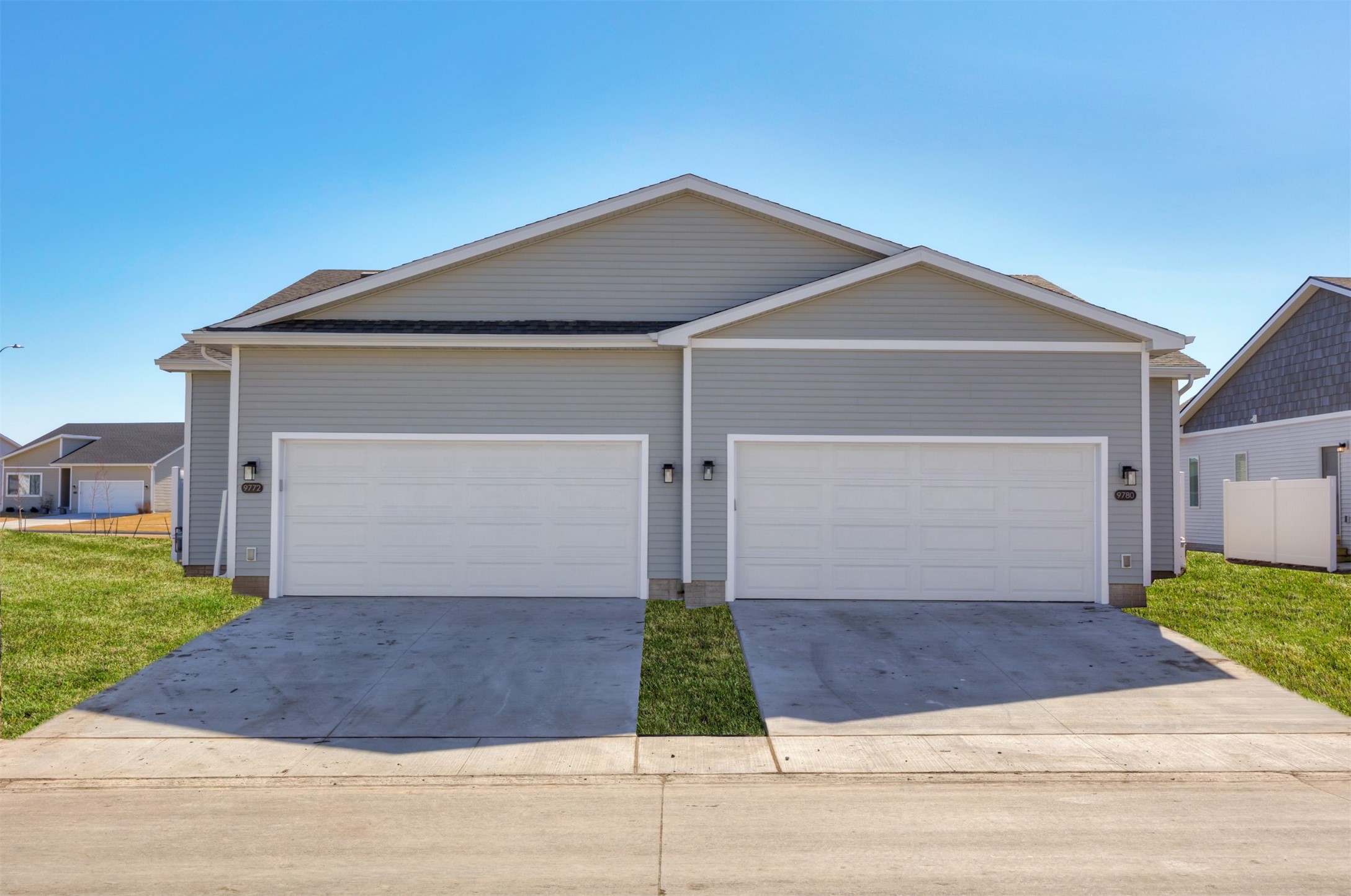 9772 Regatta Lane, Johnston, Iowa image 35
