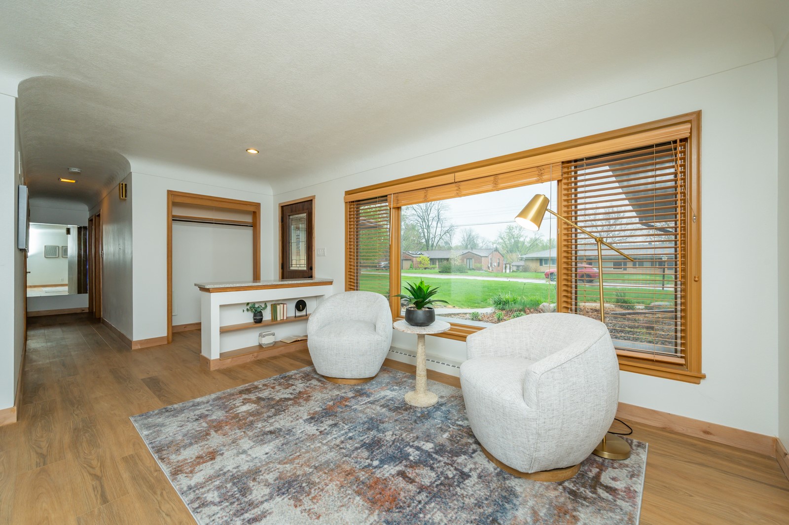 6815 Del Matro Avenue, Windsor Heights, Iowa image 3