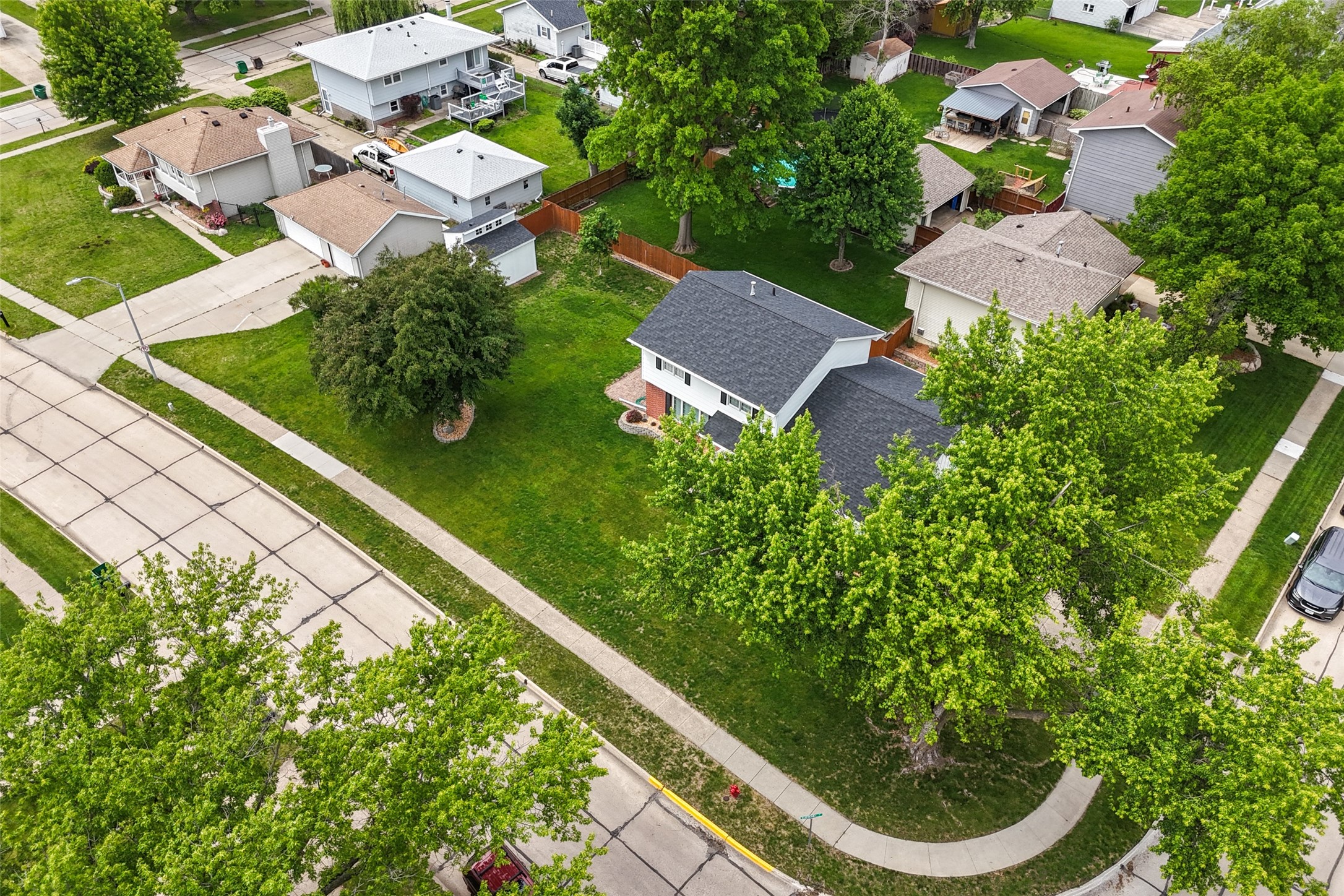 2403 Guenever Court, Altoona, Iowa image 28