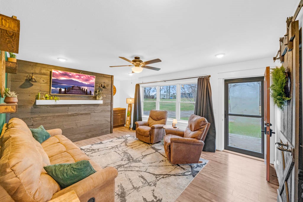 8949 NE Morgan Drive, Bondurant, Iowa image 2