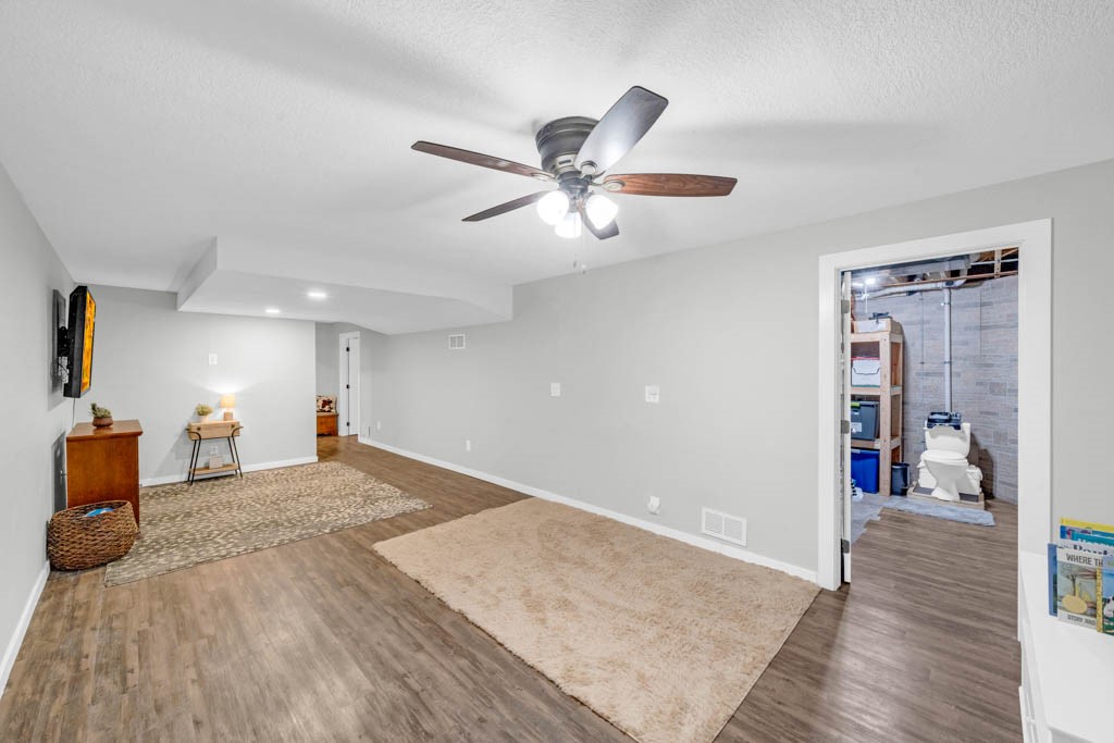 8949 NE Morgan Drive, Bondurant, Iowa image 15