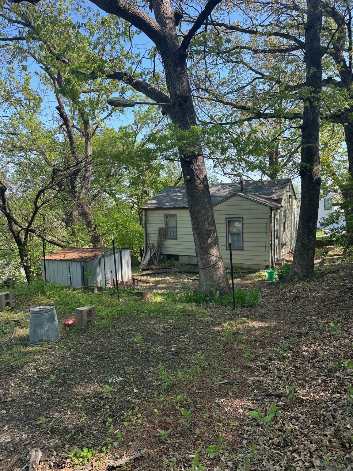 718 Monona Avenue, Des Moines, Iowa image 4
