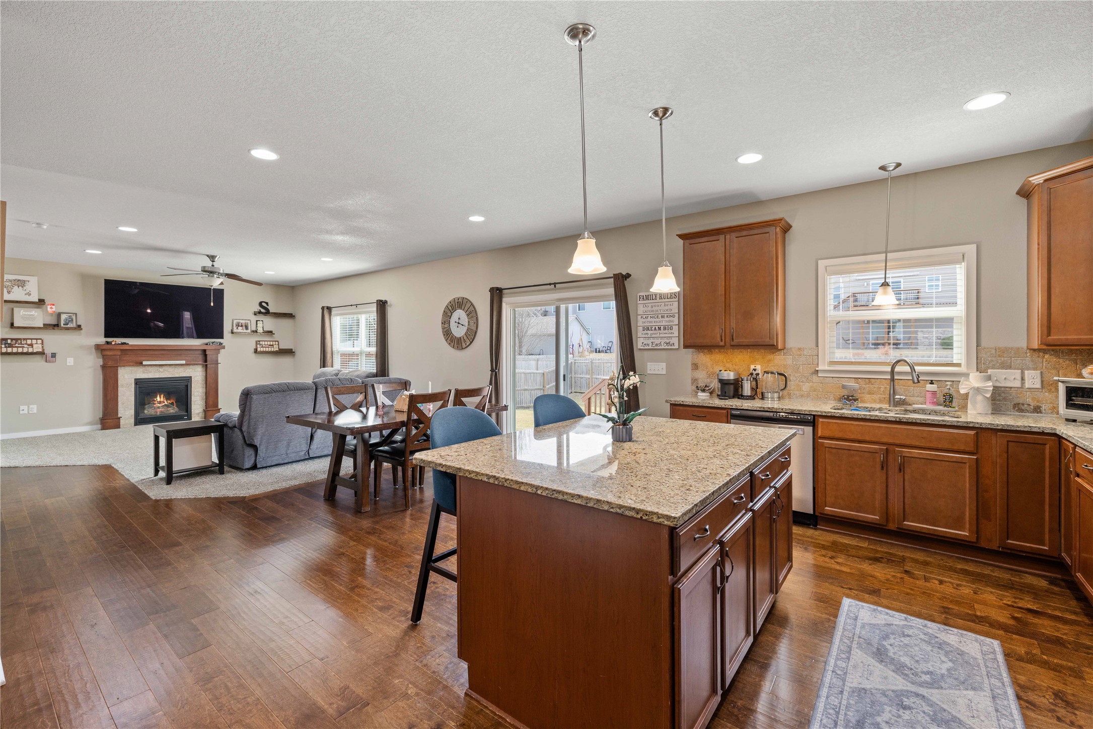 270 NE Prairie Wolf Drive, Waukee, Iowa image 5