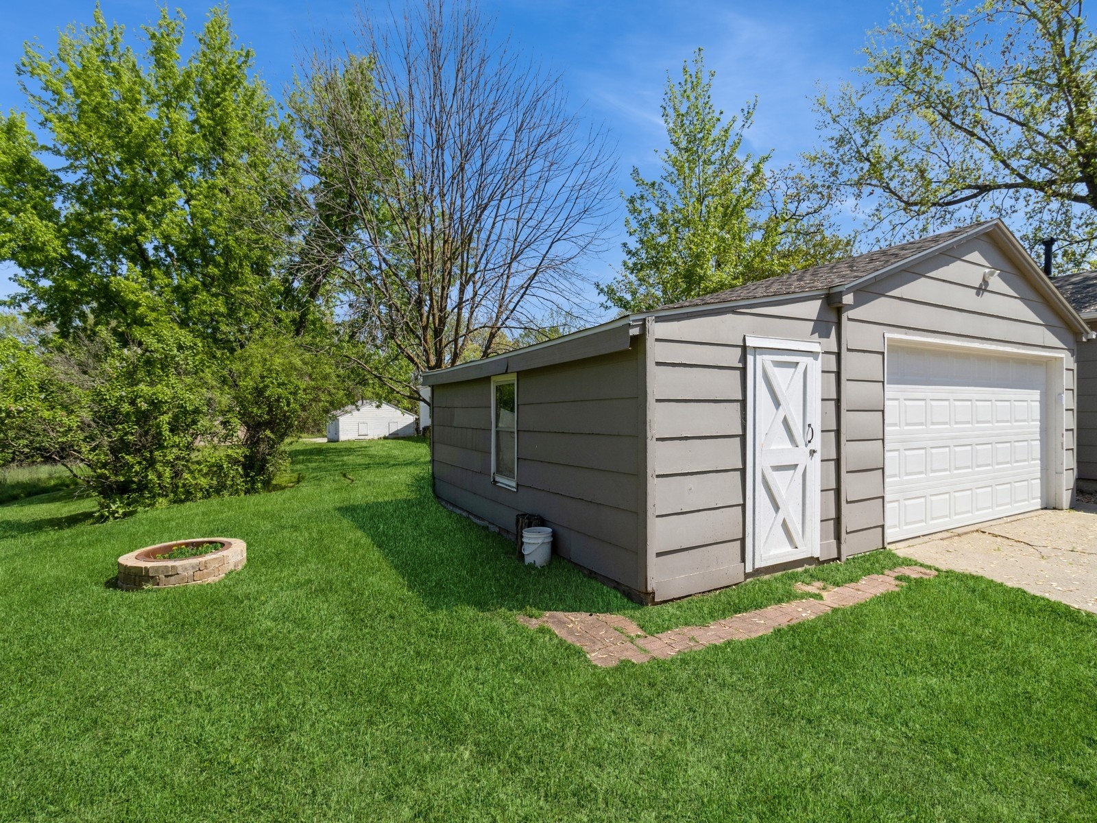 925 1st Street, Newton, Iowa image 29