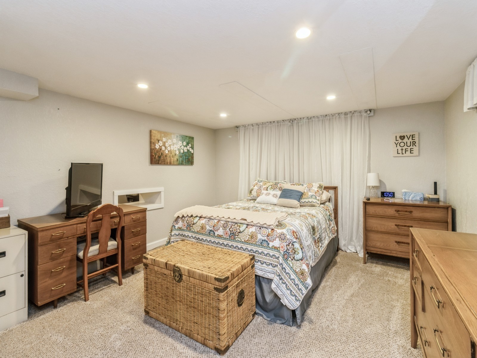 925 1st Street, Newton, Iowa image 23