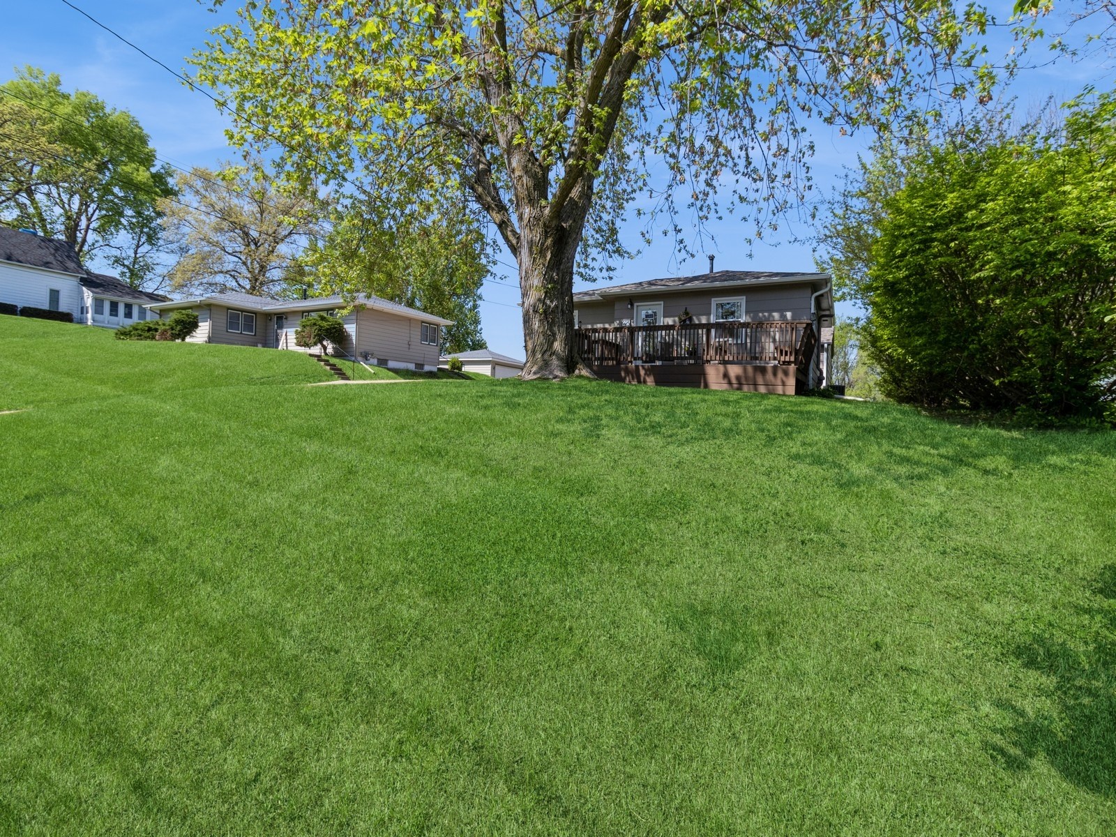 925 1st Street, Newton, Iowa image 3