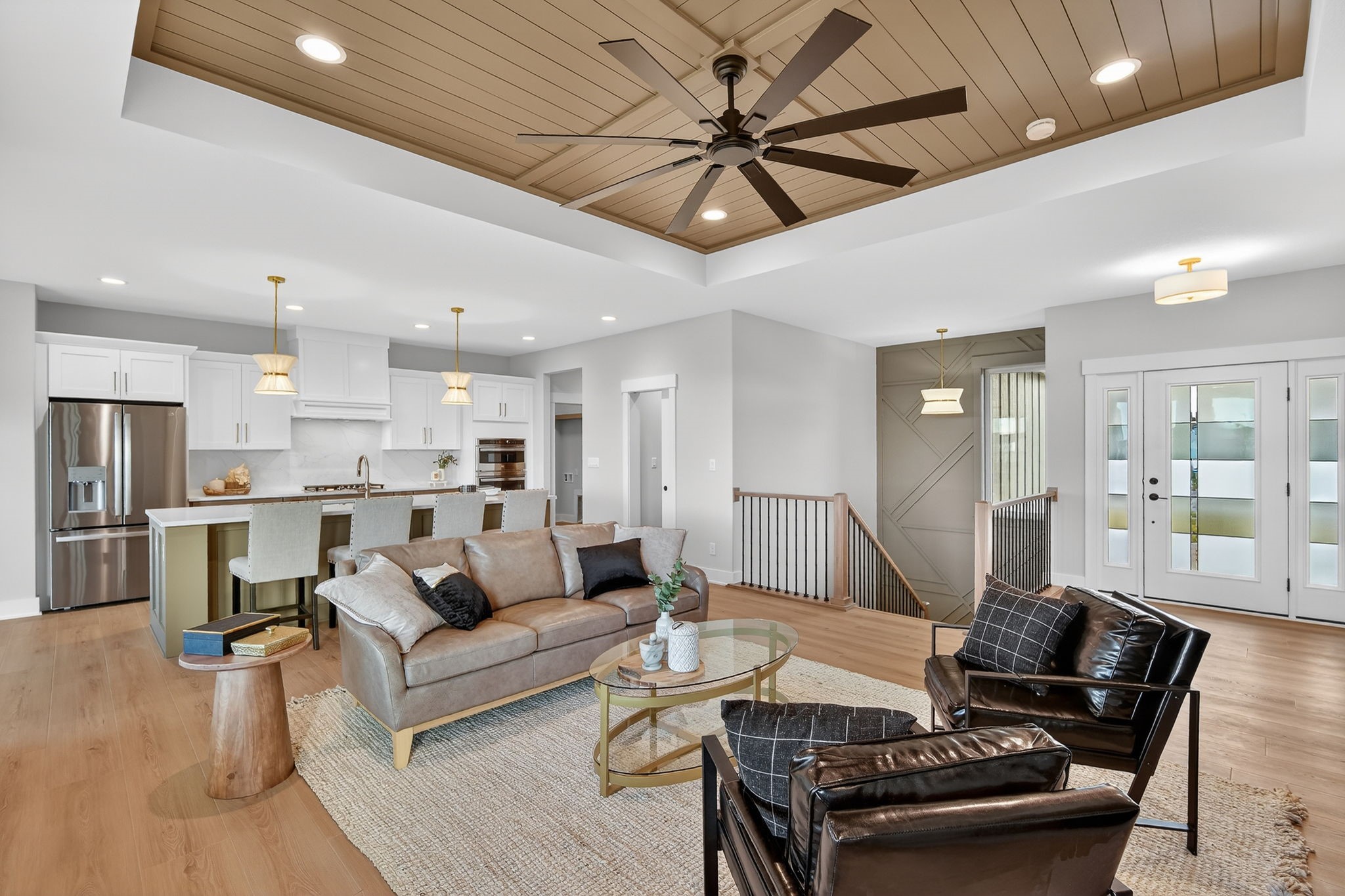 830 NW Sandy Hollow Circle