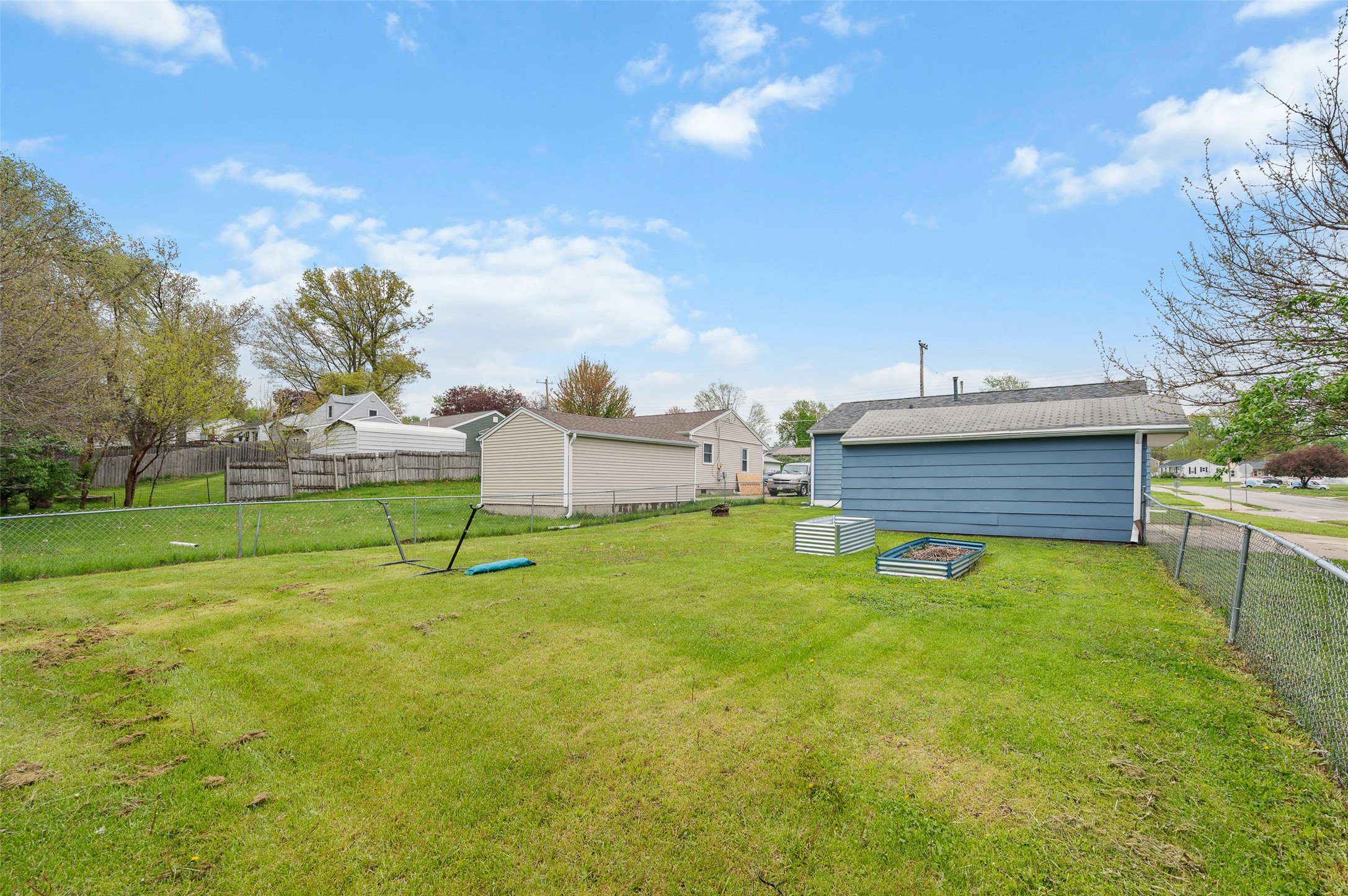 519 E 19th Street, Newton, Iowa image 22