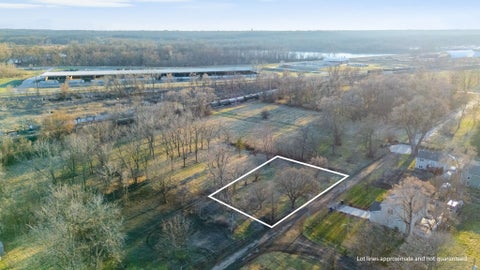 Vacant Land For Sale - 900 SE 27th Street<br/> Des Moines, IA 50317