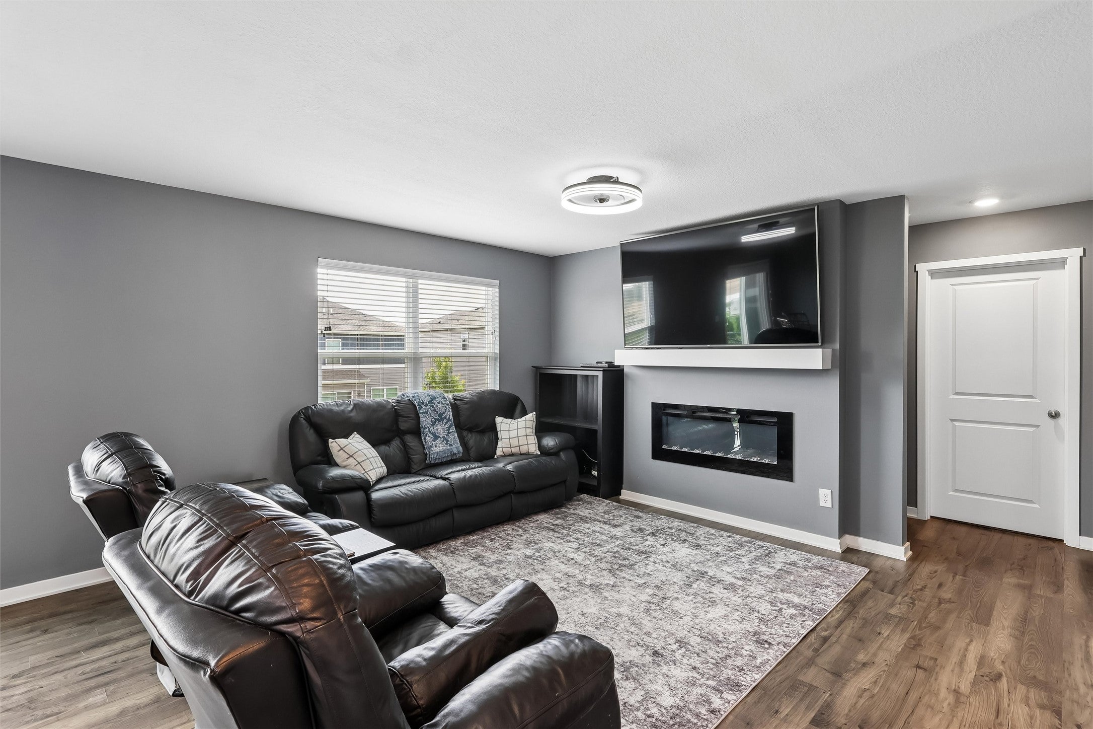 2202 Barry Drive