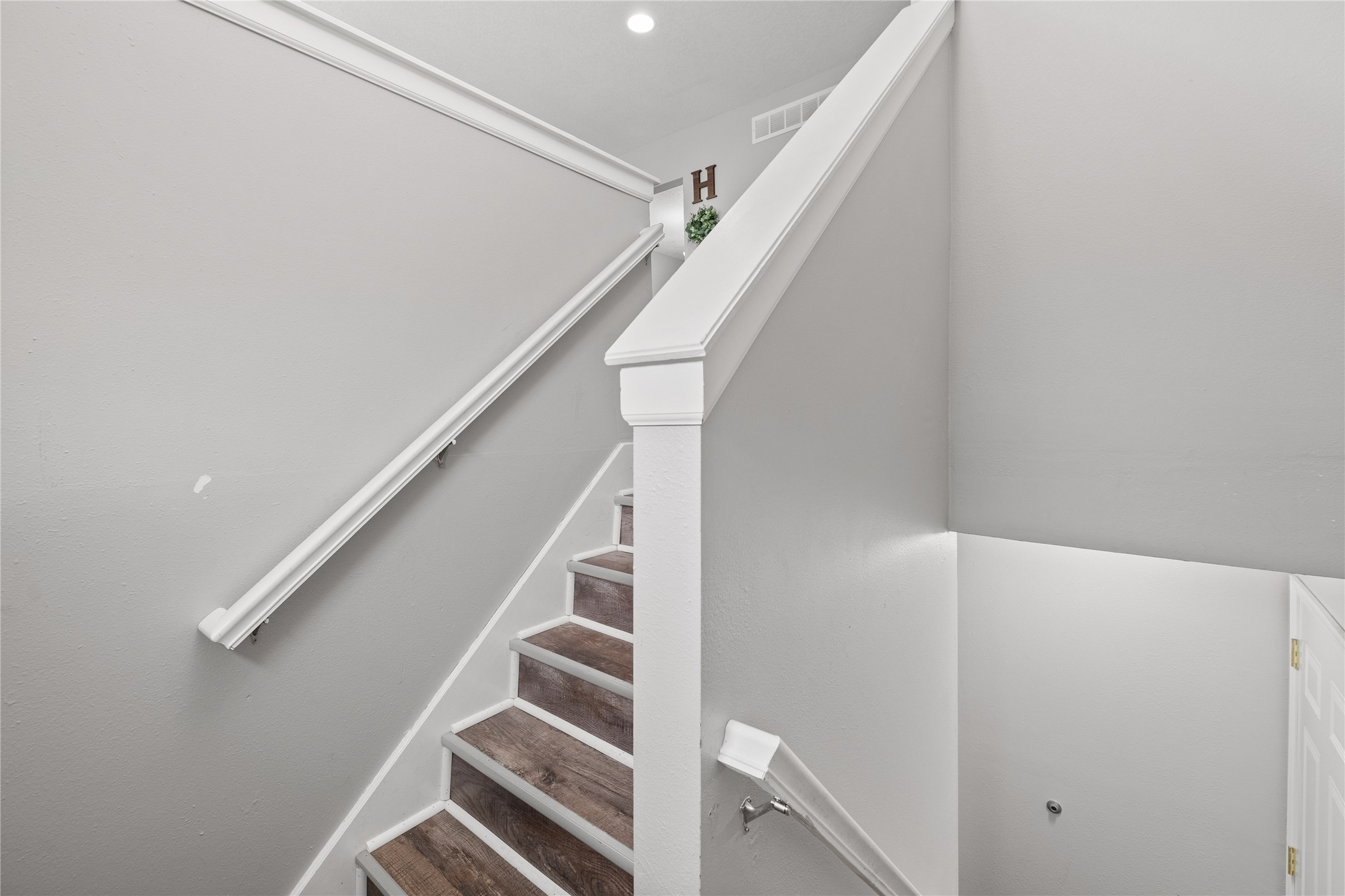 709 E Hackley Avenue, Des Moines, Iowa image 23