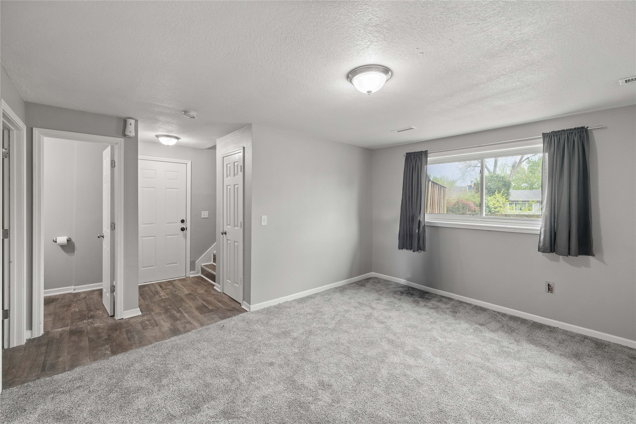 709 E Hackley Avenue, Des Moines, Iowa image 20