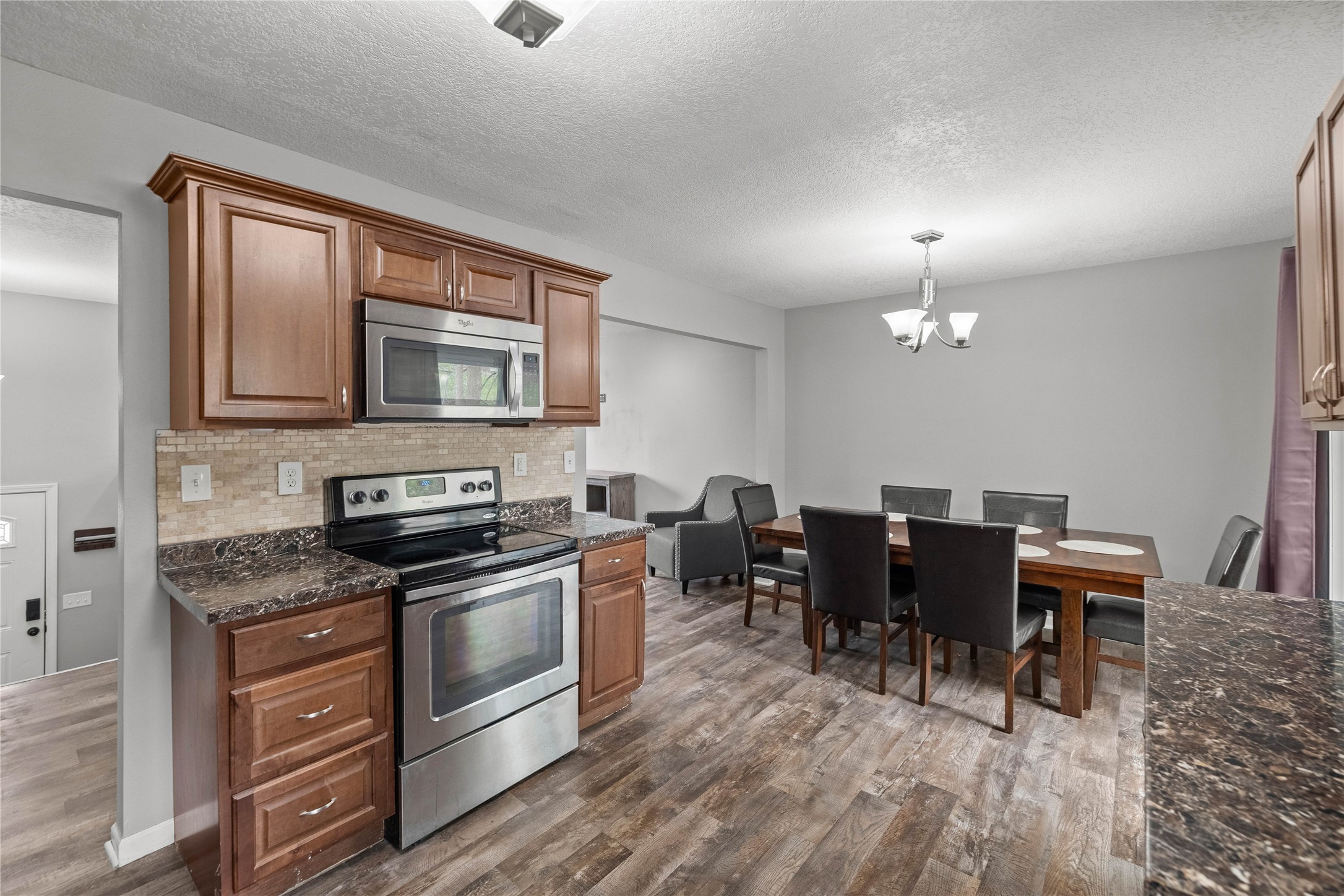 709 E Hackley Avenue, Des Moines, Iowa image 11