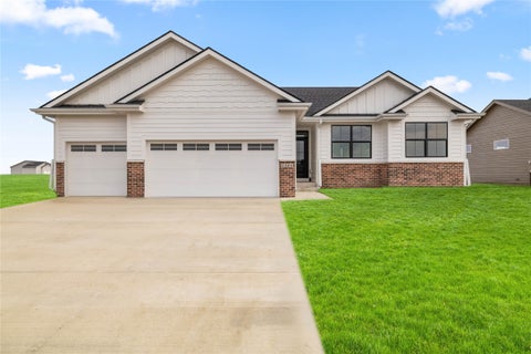 Homes For Sale - 1201 Mulberry Drive<br/> Bondurant, IA 50035