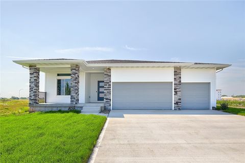 Single Family Residence in Waukee IA 530 Compass Avenue.jpg