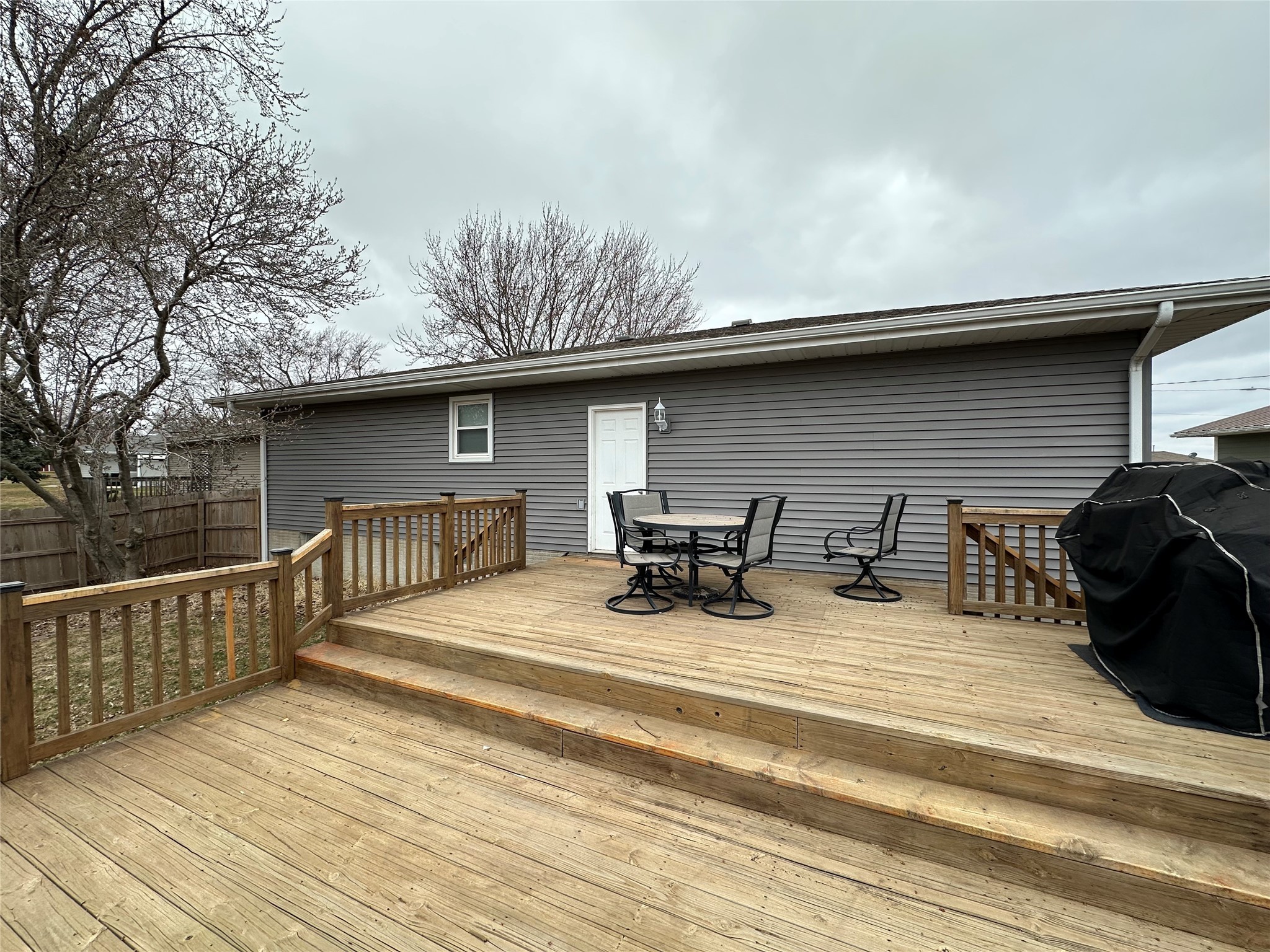 514 W Longlane Drive, Knoxville, Iowa image 25