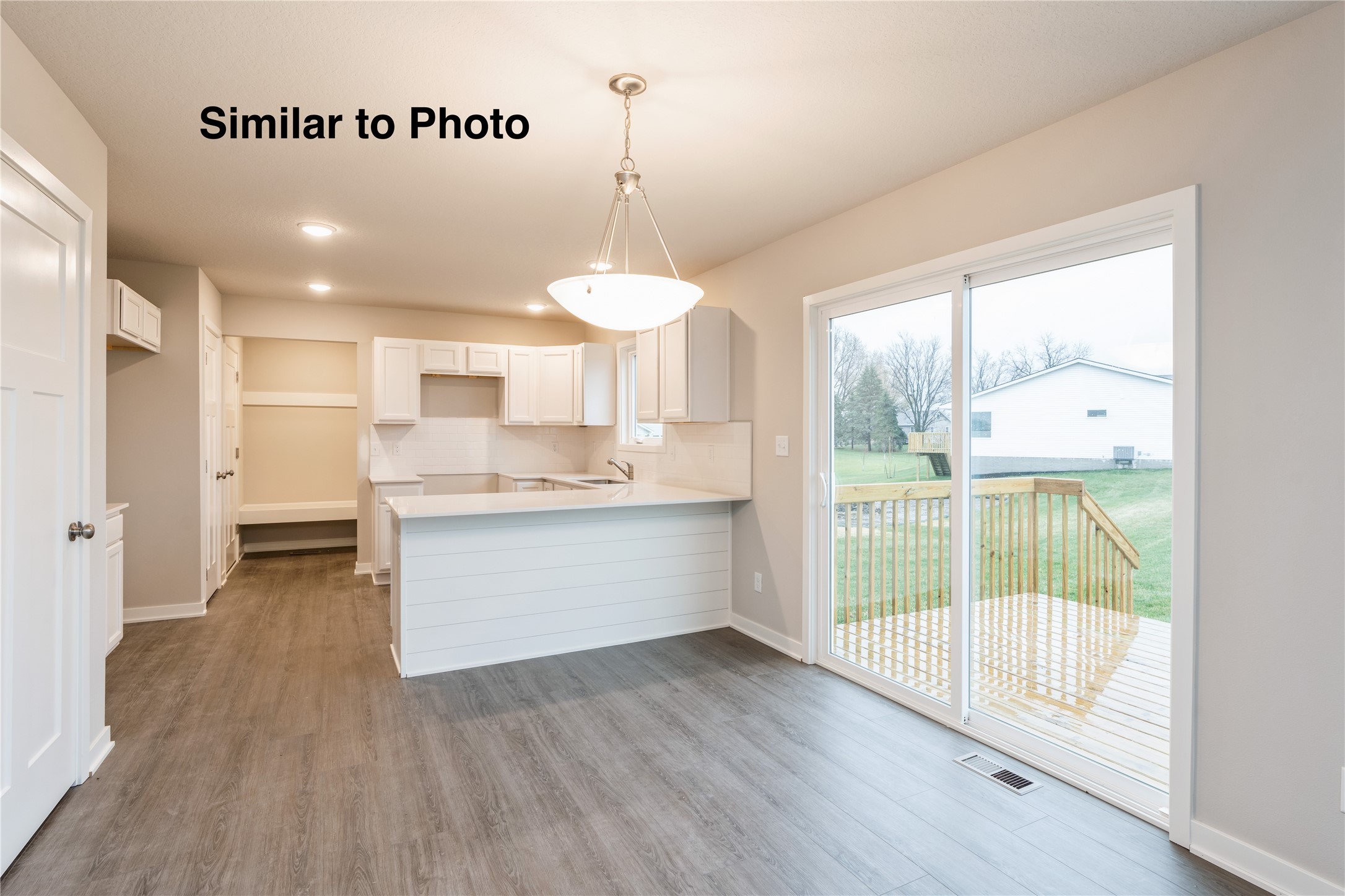 322 NE Chalet Street