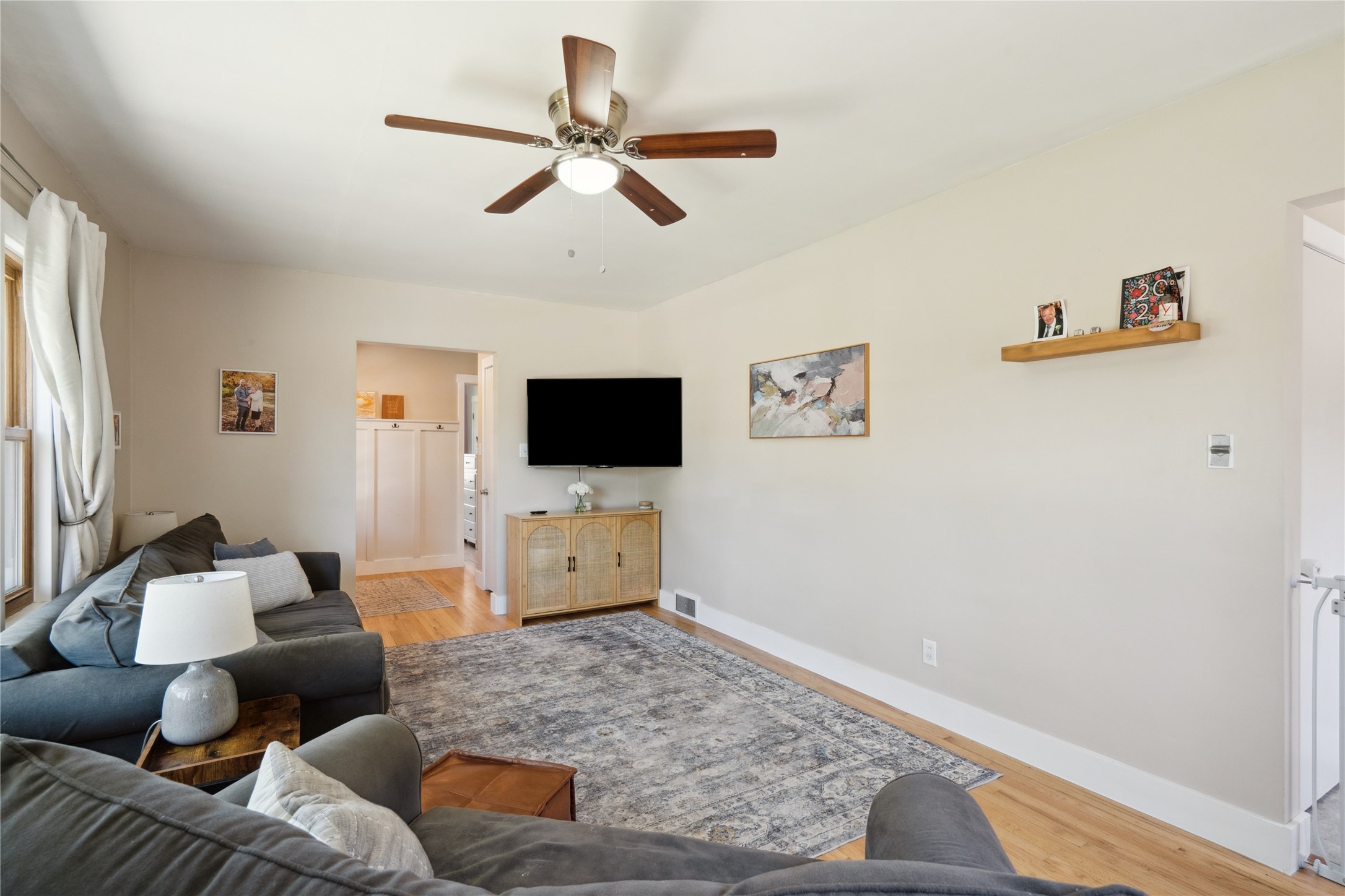 813 16th Street, West Des Moines, Iowa image 4