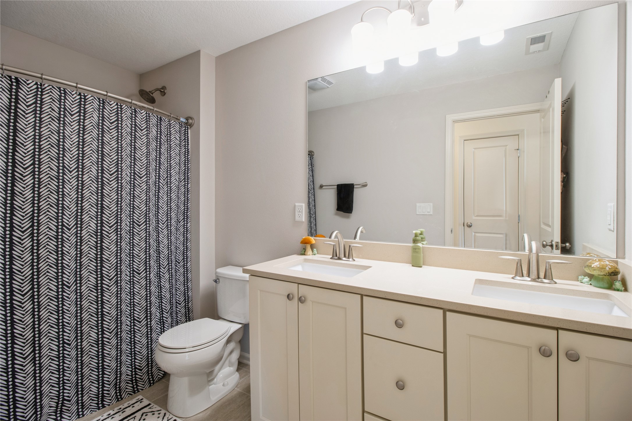 9279 Primo Lane, West Des Moines, Iowa image 18