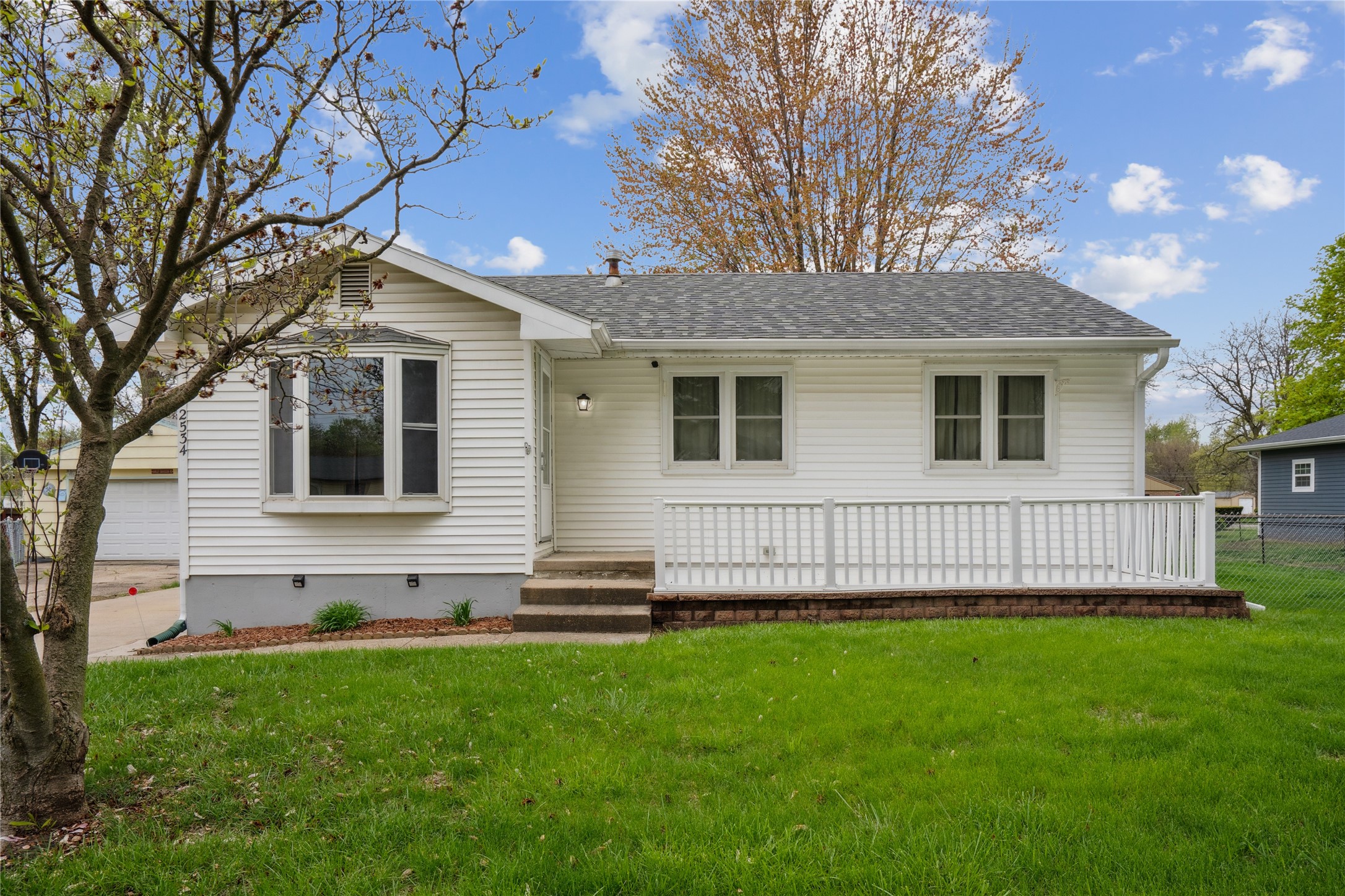 2534 Lay Street, Des Moines, Iowa image 2