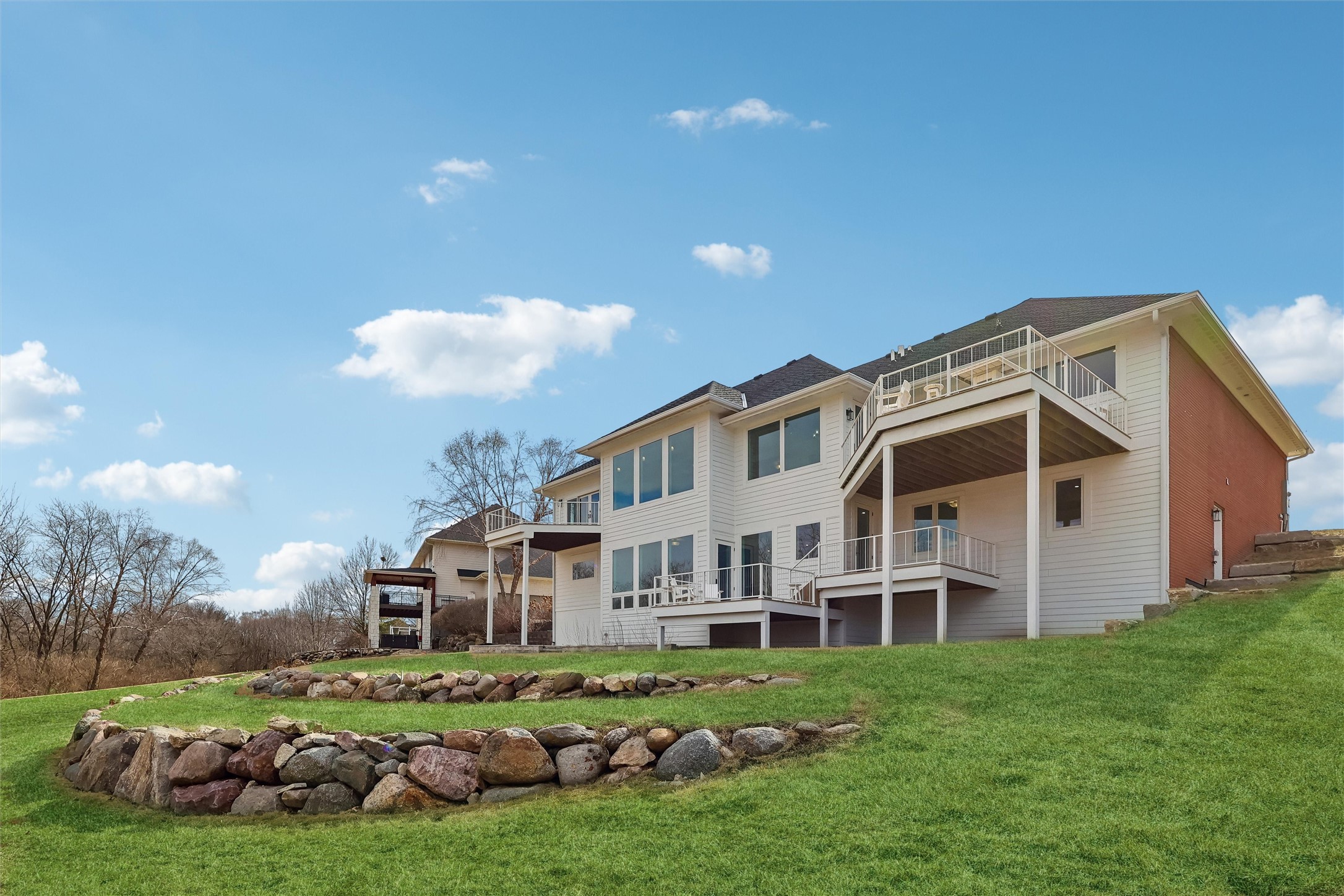 1863 Glen Oaks Drive